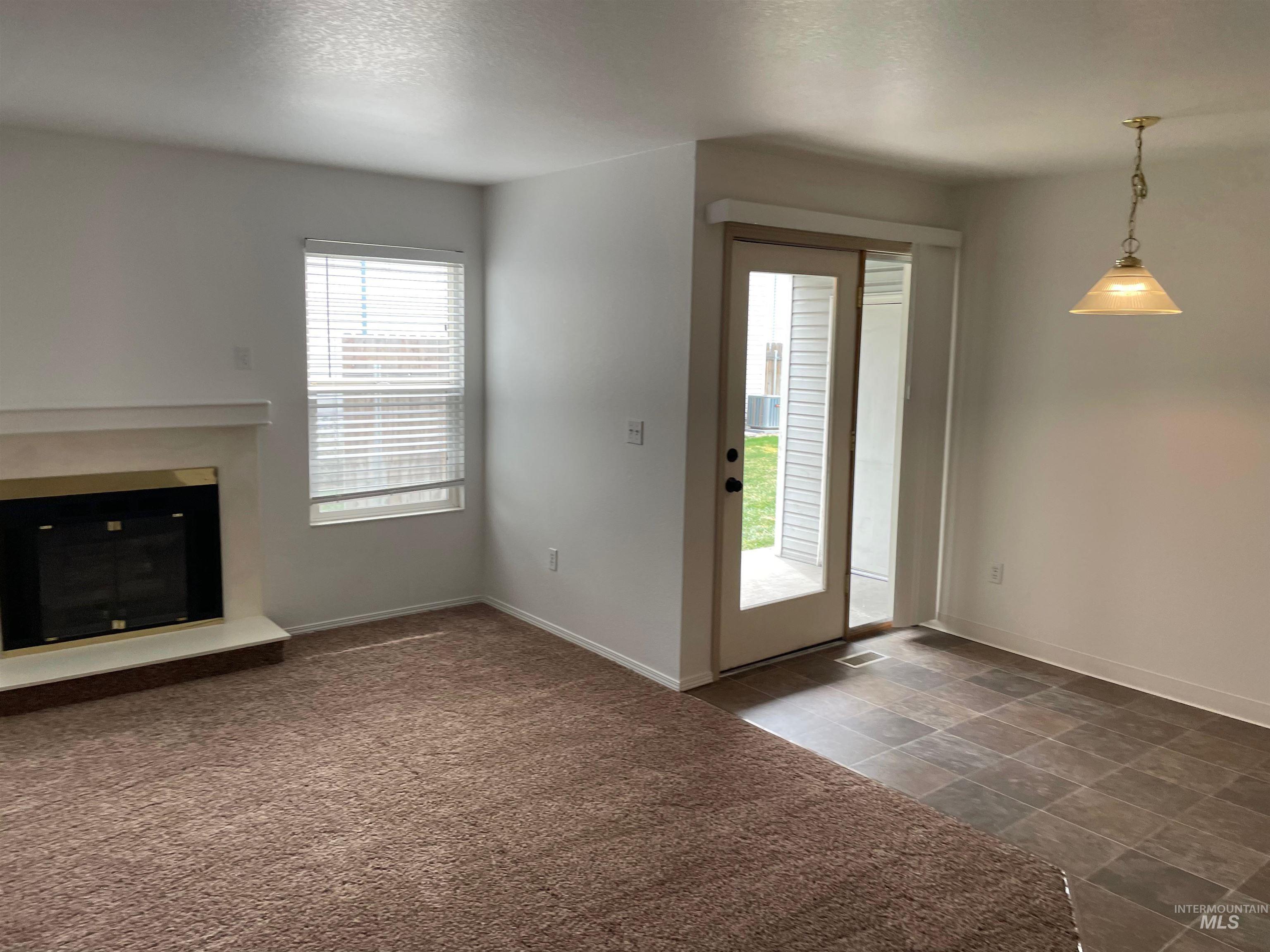 9086 W Sigmont Ln Apt 101 Property Photo 1