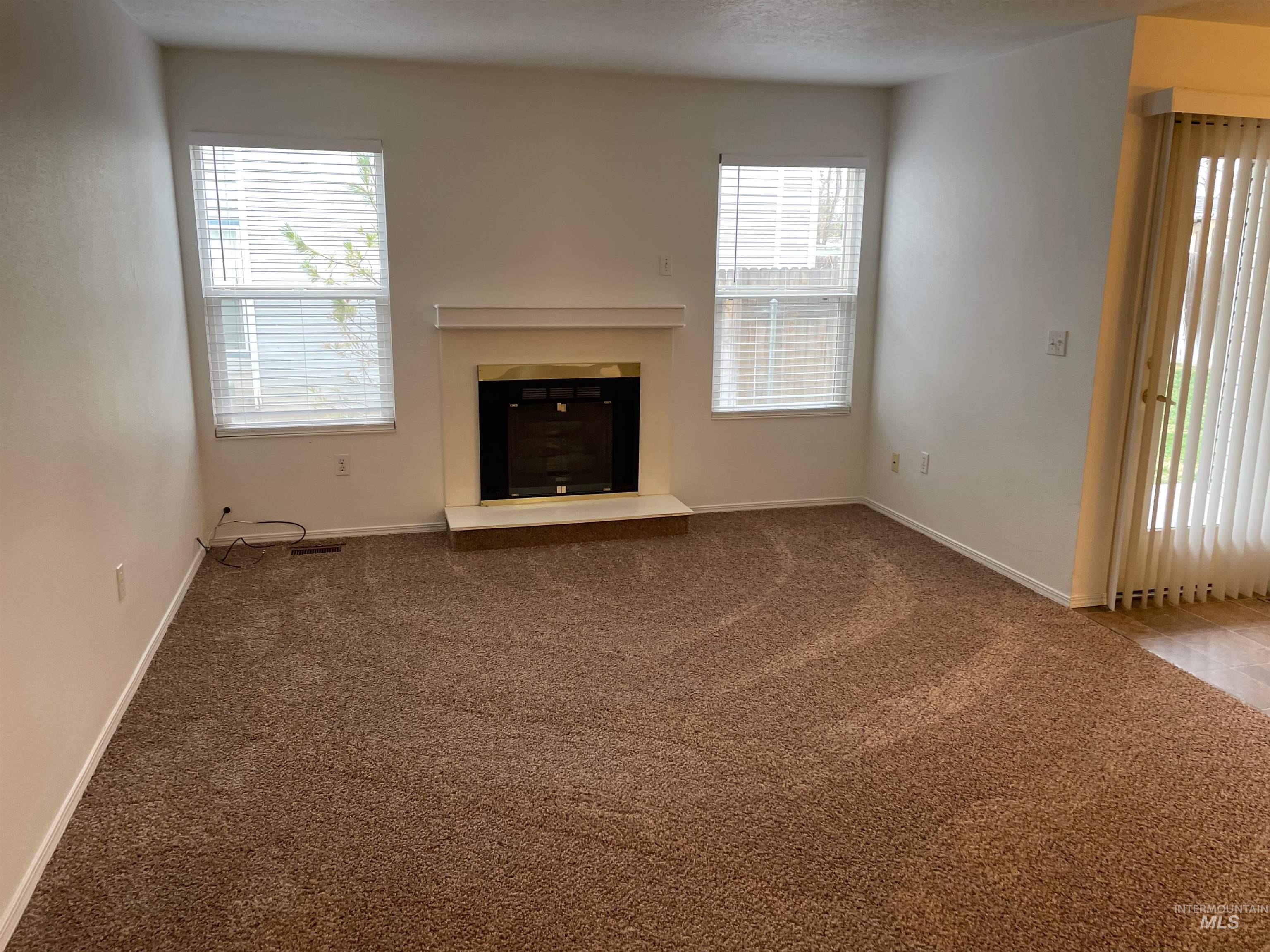 9086 W Sigmont Ln Apt 101 Property Photo 2