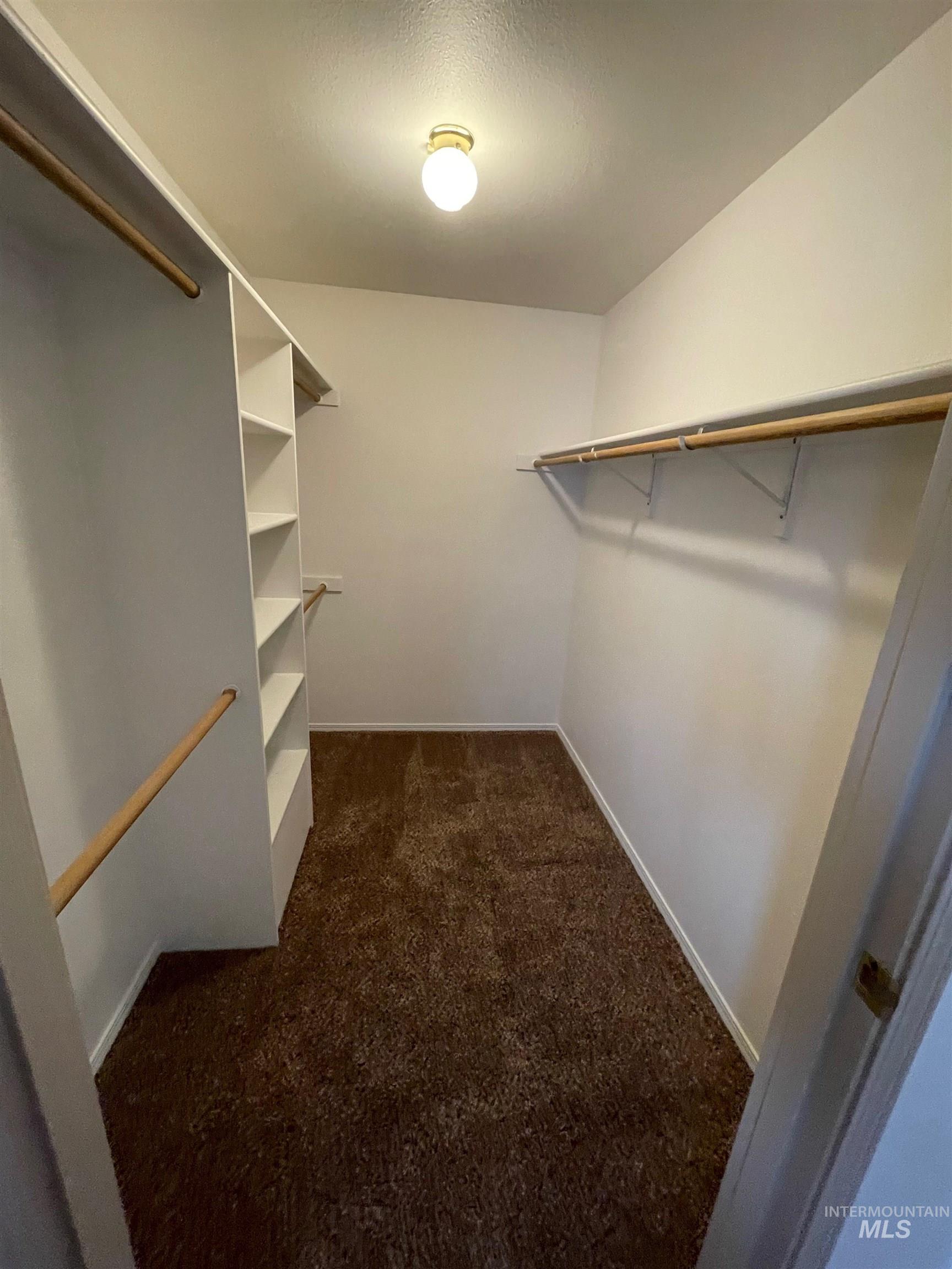 9086 W Sigmont Ln Apt 101 Property Photo 5
