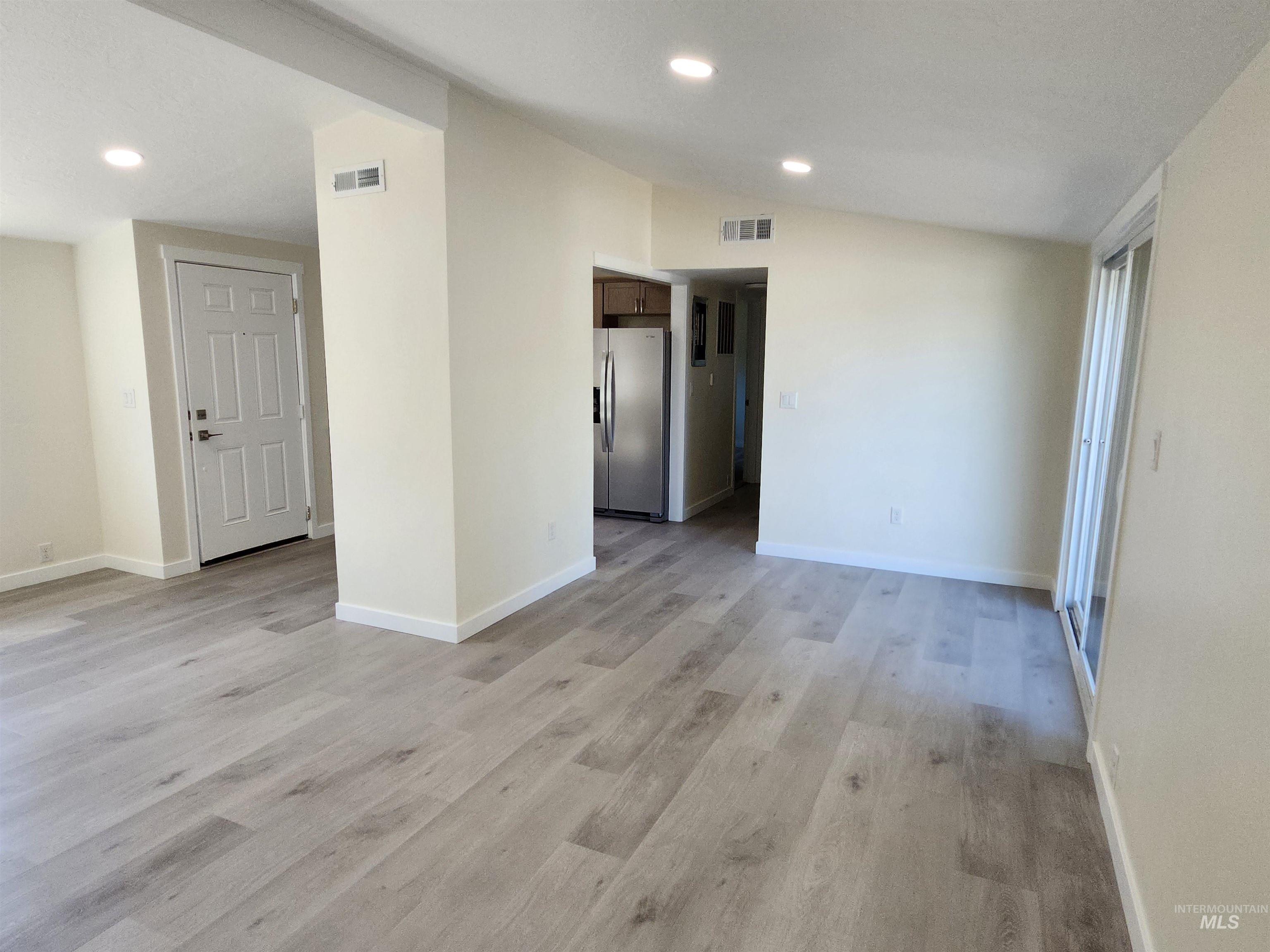 1515 21st Ave Property Photo 6
