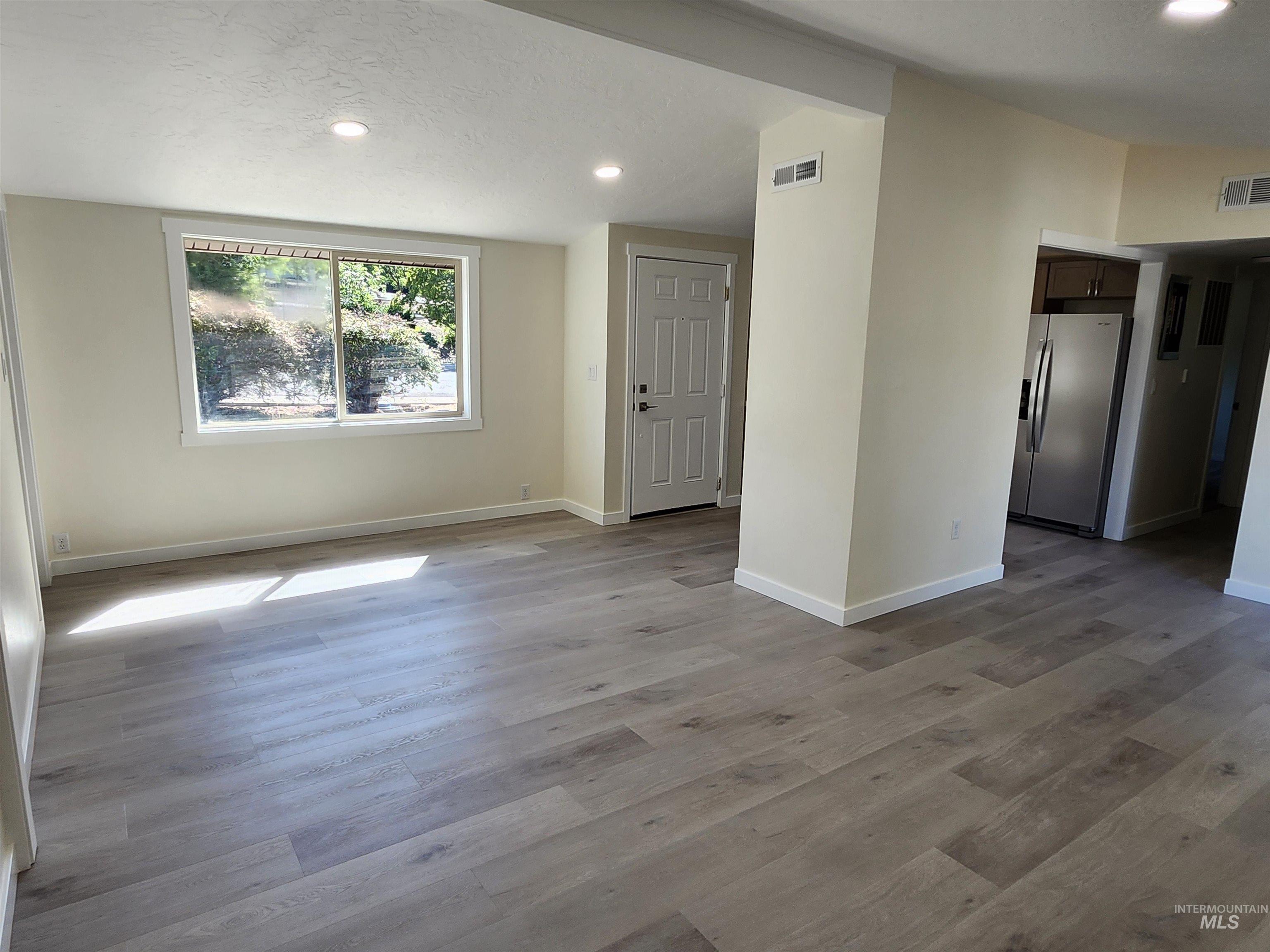 1515 21st Ave Property Photo 7