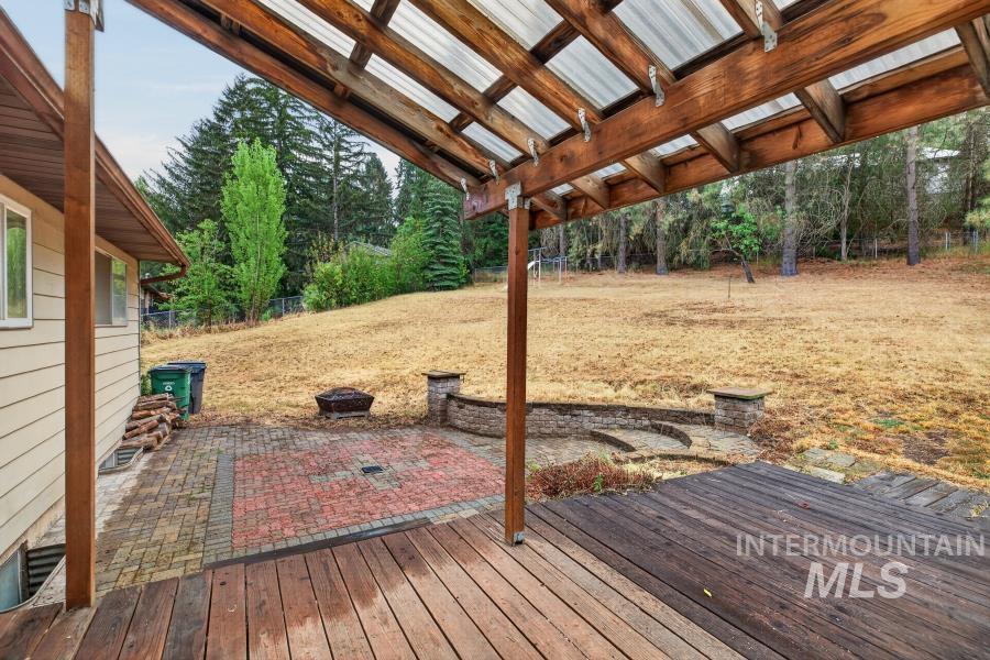 723 E F St. Property Photo 28