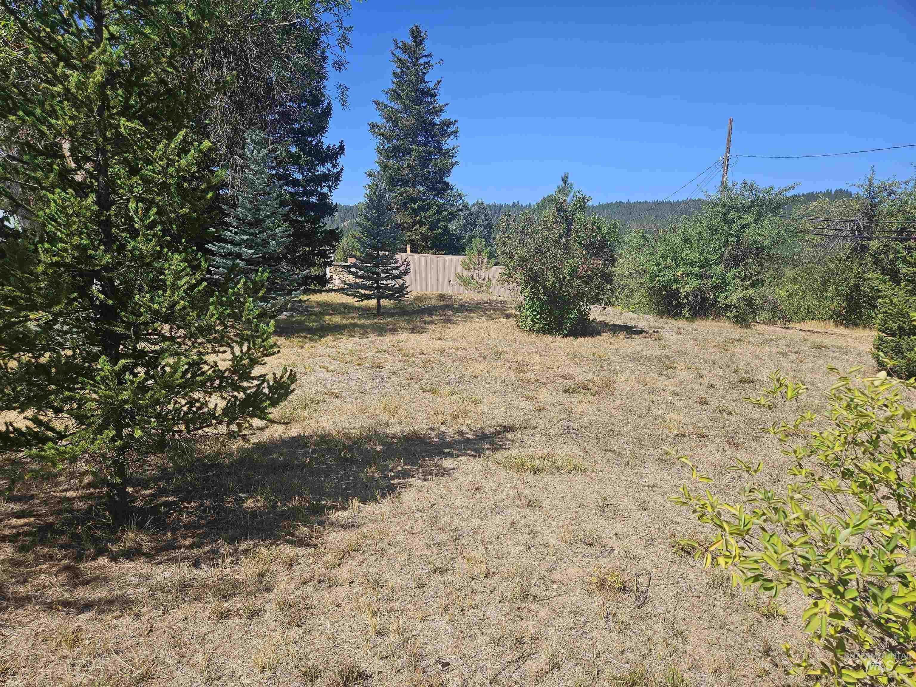 204 E Walulla Street Property Photo 4