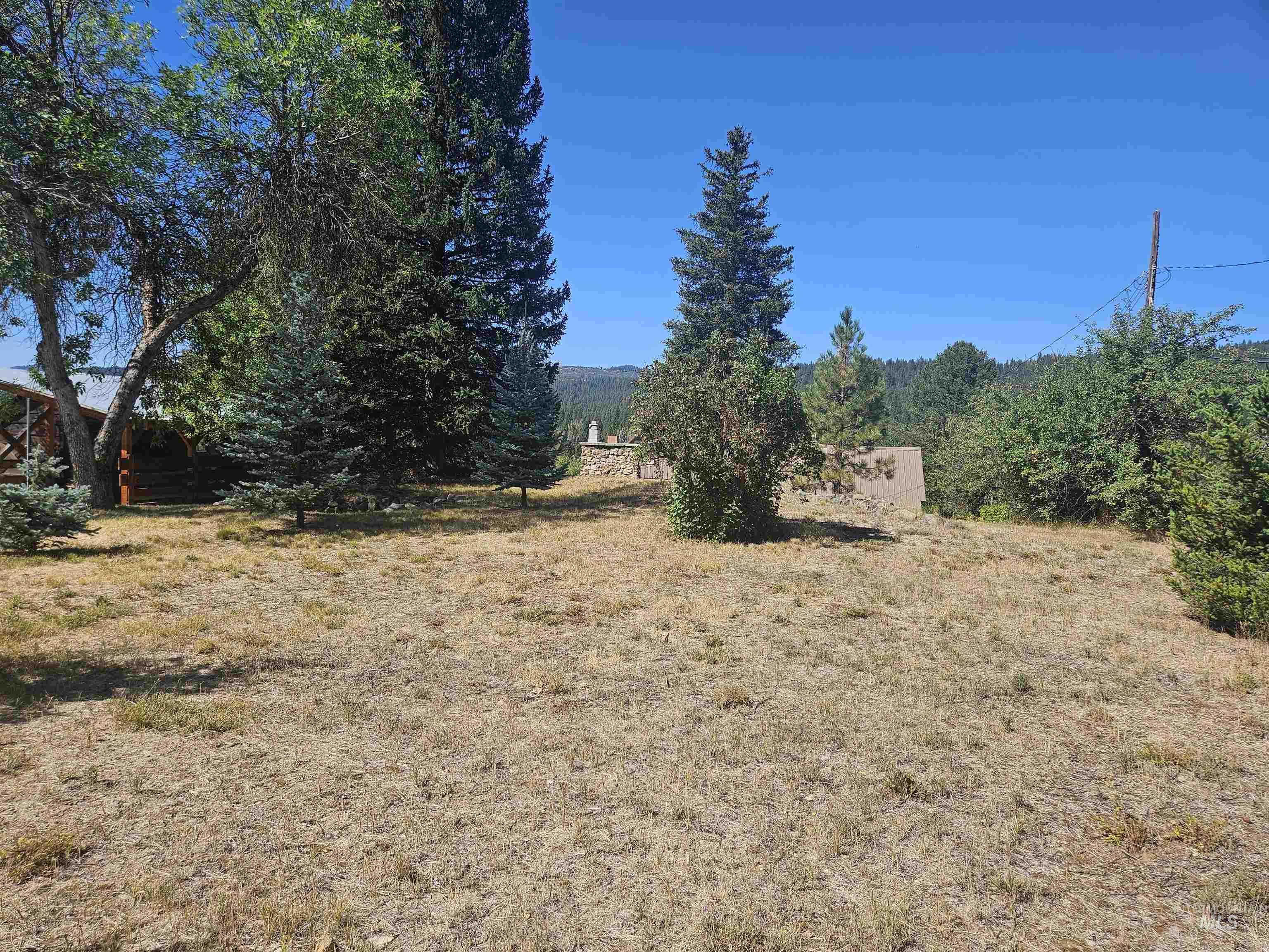 204 E Walulla Street Property Photo 5