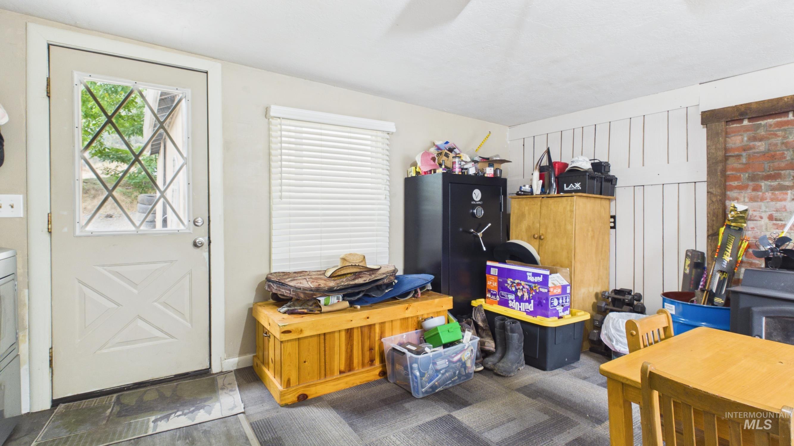 728 Grangemont Road Property Photo 14