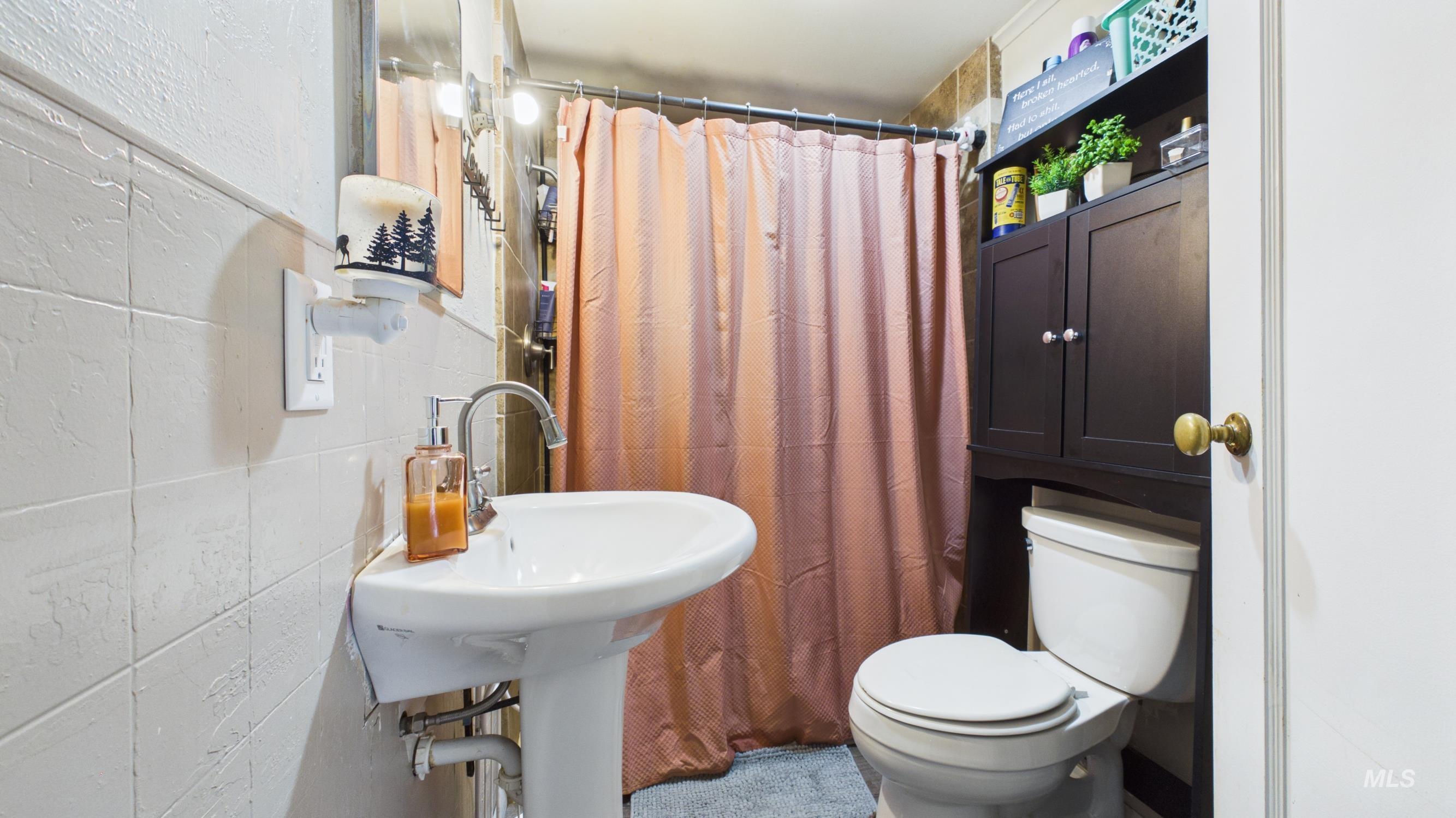 728 Grangemont Road Property Photo 24