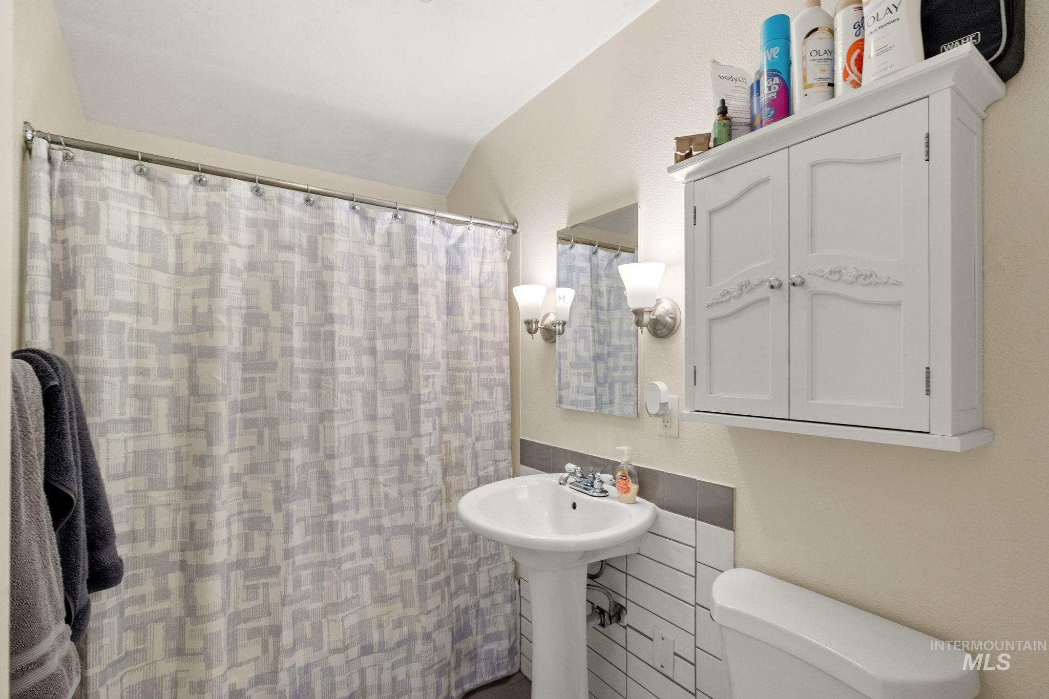 1208 8th St Property Photo 22