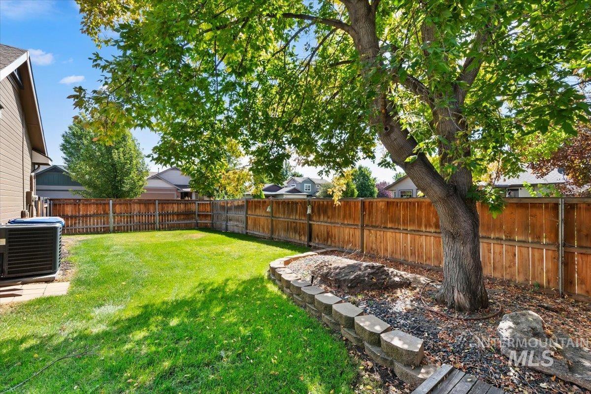 10251 W Brownstone Dr Property Photo 3
