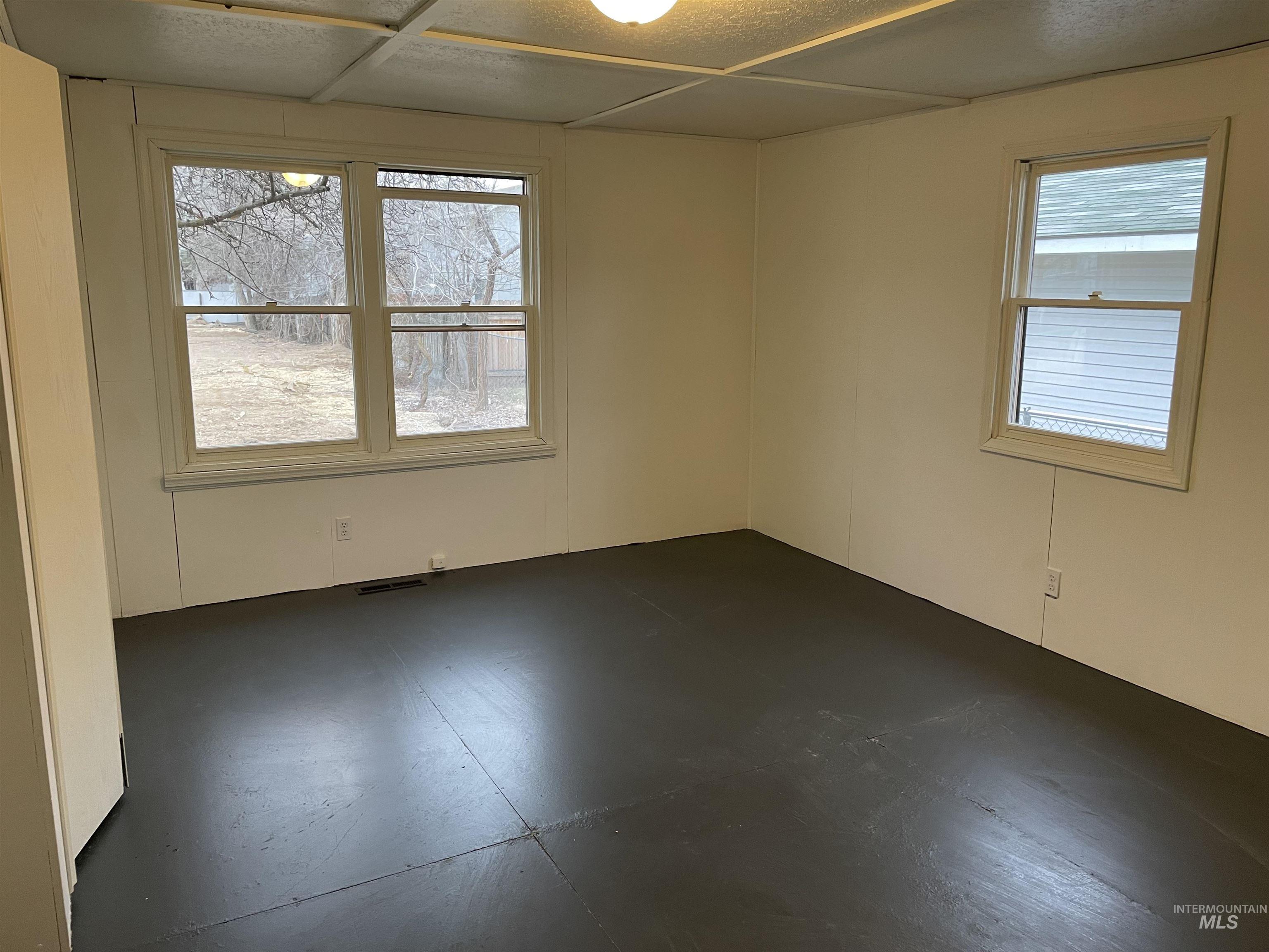 3311 W Cherry Property Photo 14
