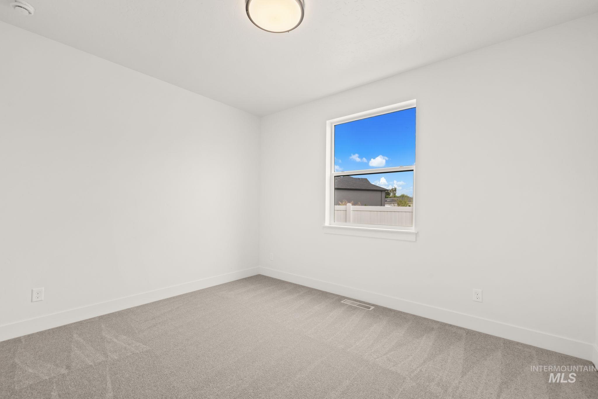 468 W Millstone St Property Photo 24