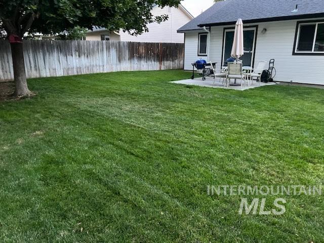 3253 N Lilyturf Ave - Home For Rent Property Photo 3