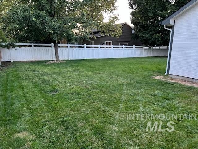 3253 N Lilyturf Ave - Home For Rent Property Photo 4