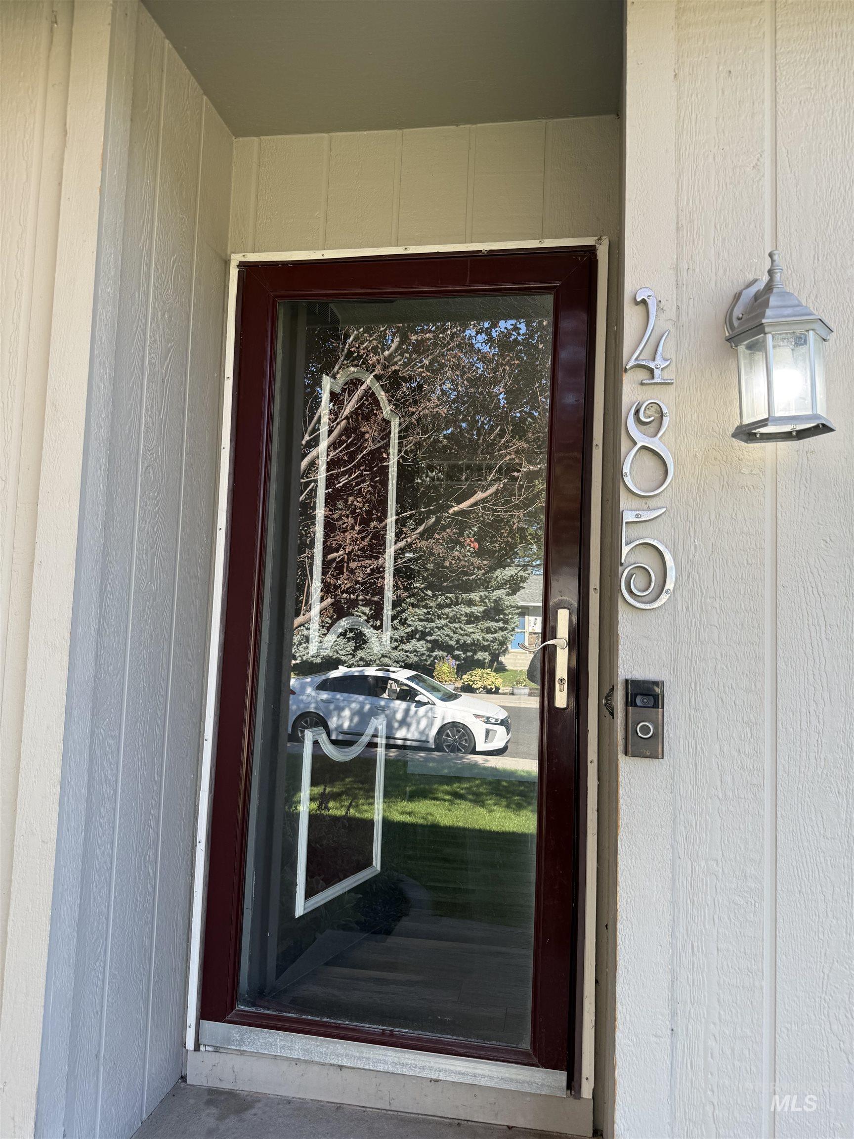 485 Park Terrace Dr. Property Photo 4