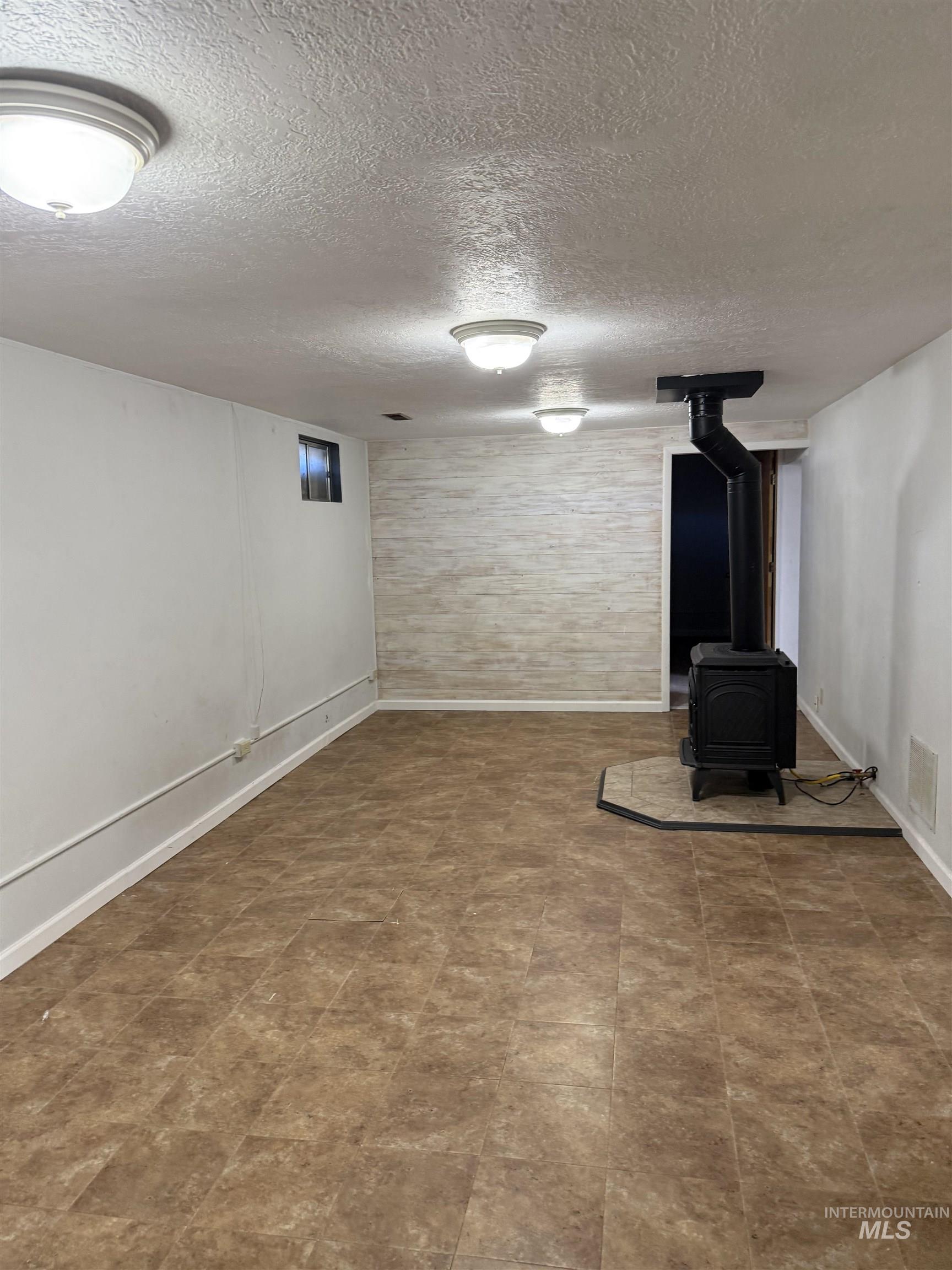485 Park Terrace Dr. Property Photo 18