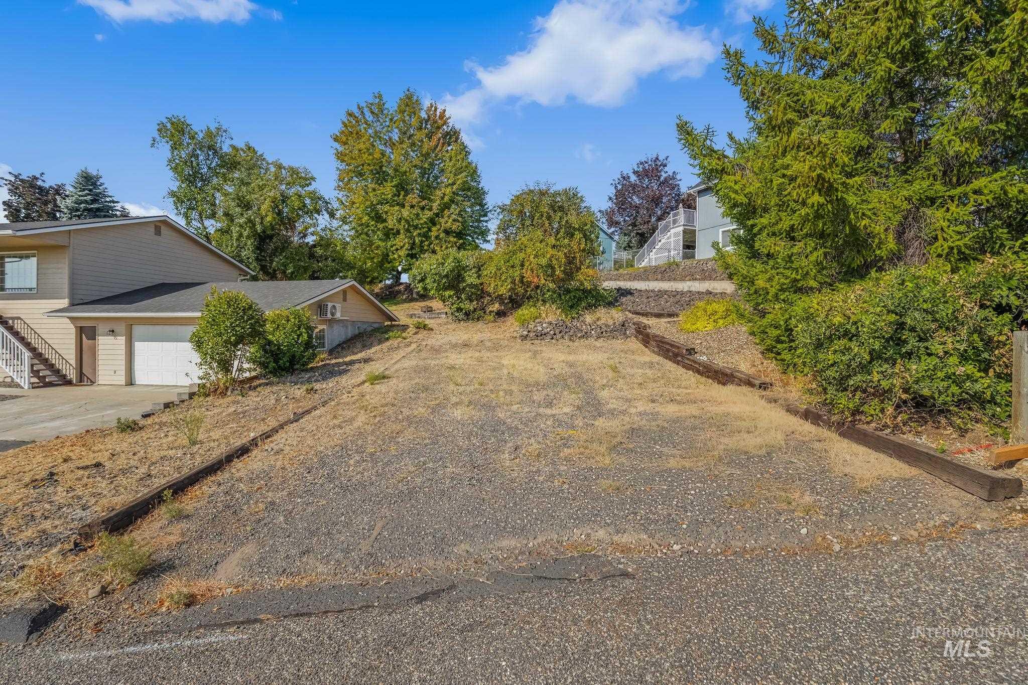 3610 Masters Drive Property Photo 4