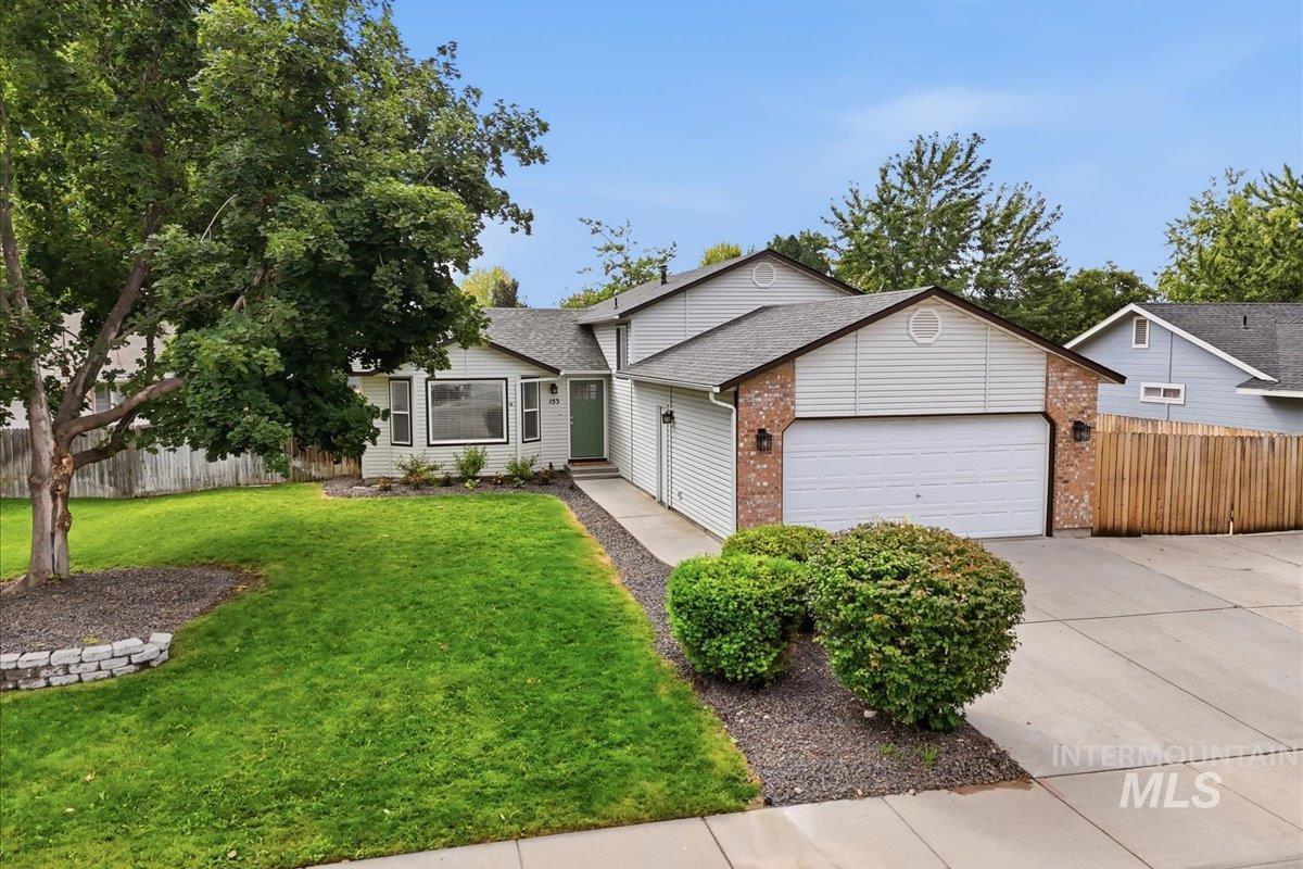 153 W Chrisfield Dr Property Photo 1