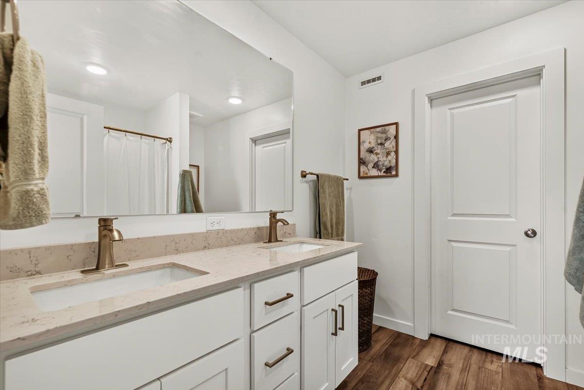 14393 Skys End Ct Property Photo 22
