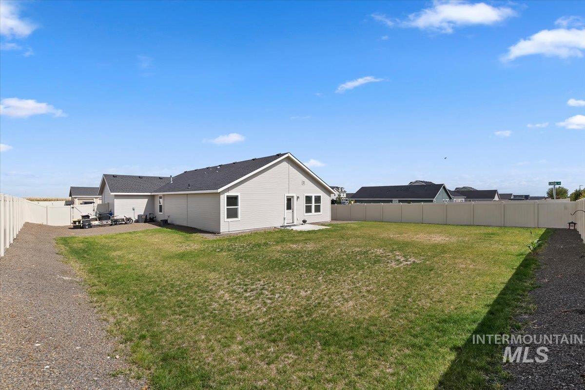 14393 Skys End Ct Property Photo 36