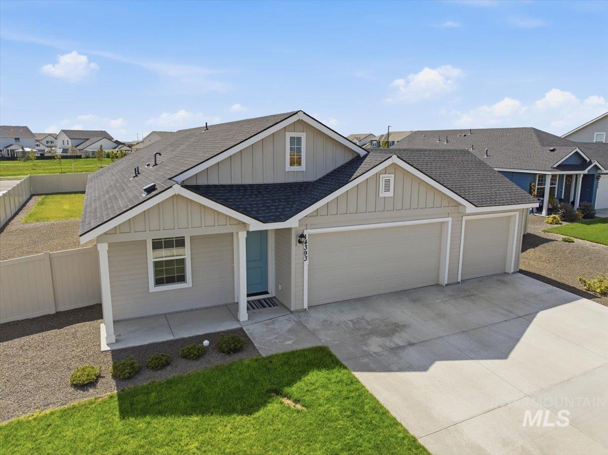 14393 Skys End Ct Property Photo 49