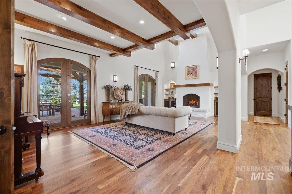 179 N Al Fresco Pl Property Photo 5