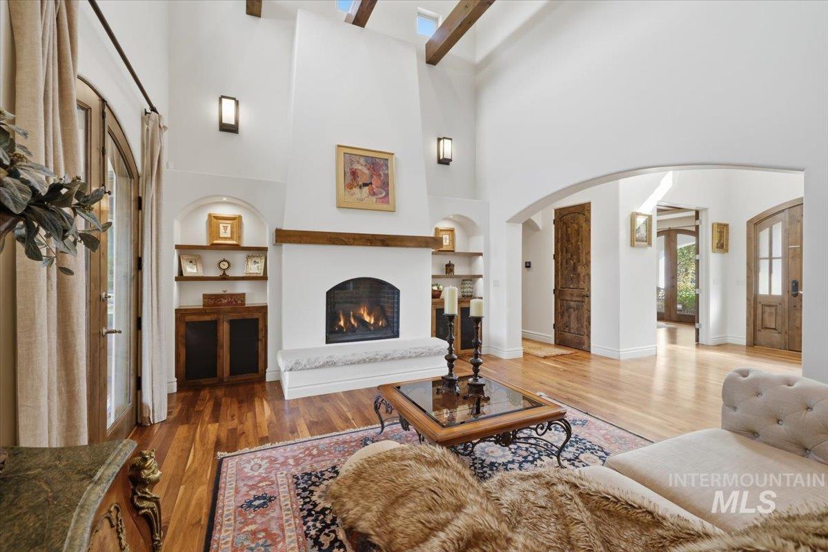 179 N Al Fresco Pl Property Photo 6