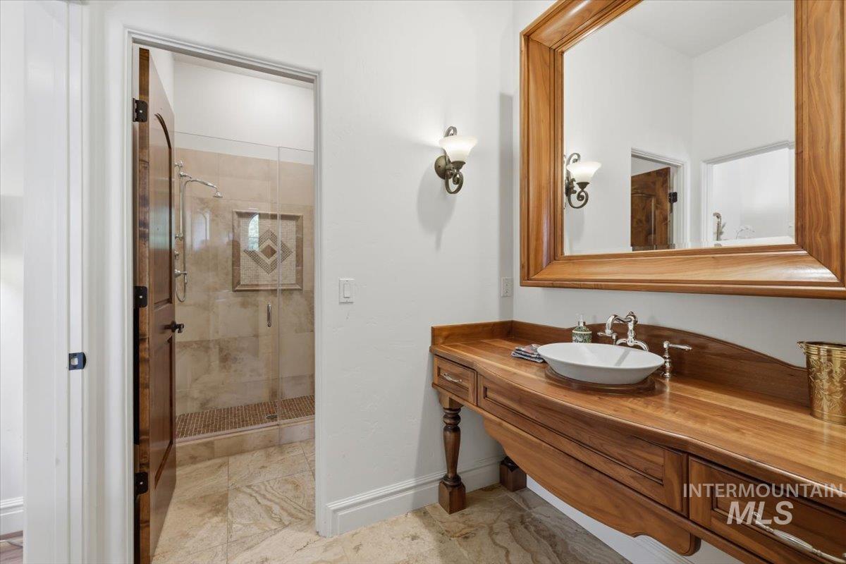 179 N Al Fresco Pl Property Photo 22