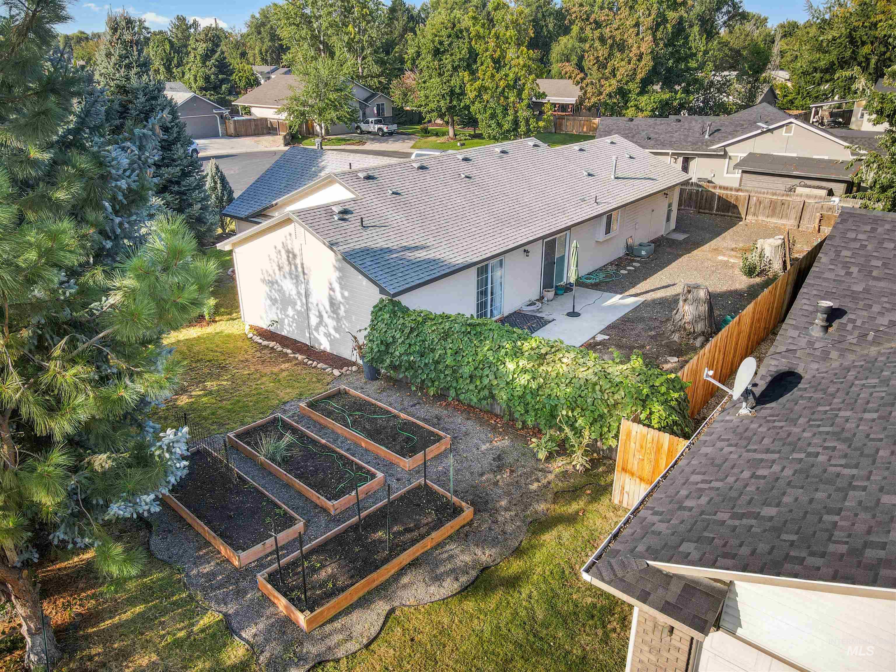 379 N Procyon Pl Property Photo 6