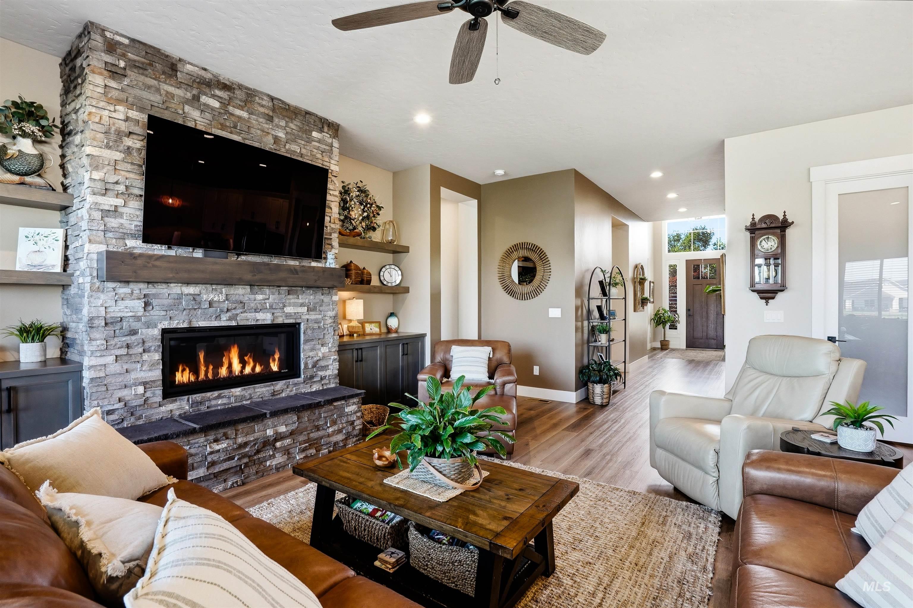 239 S Eagles Roost Way Property Photo 15