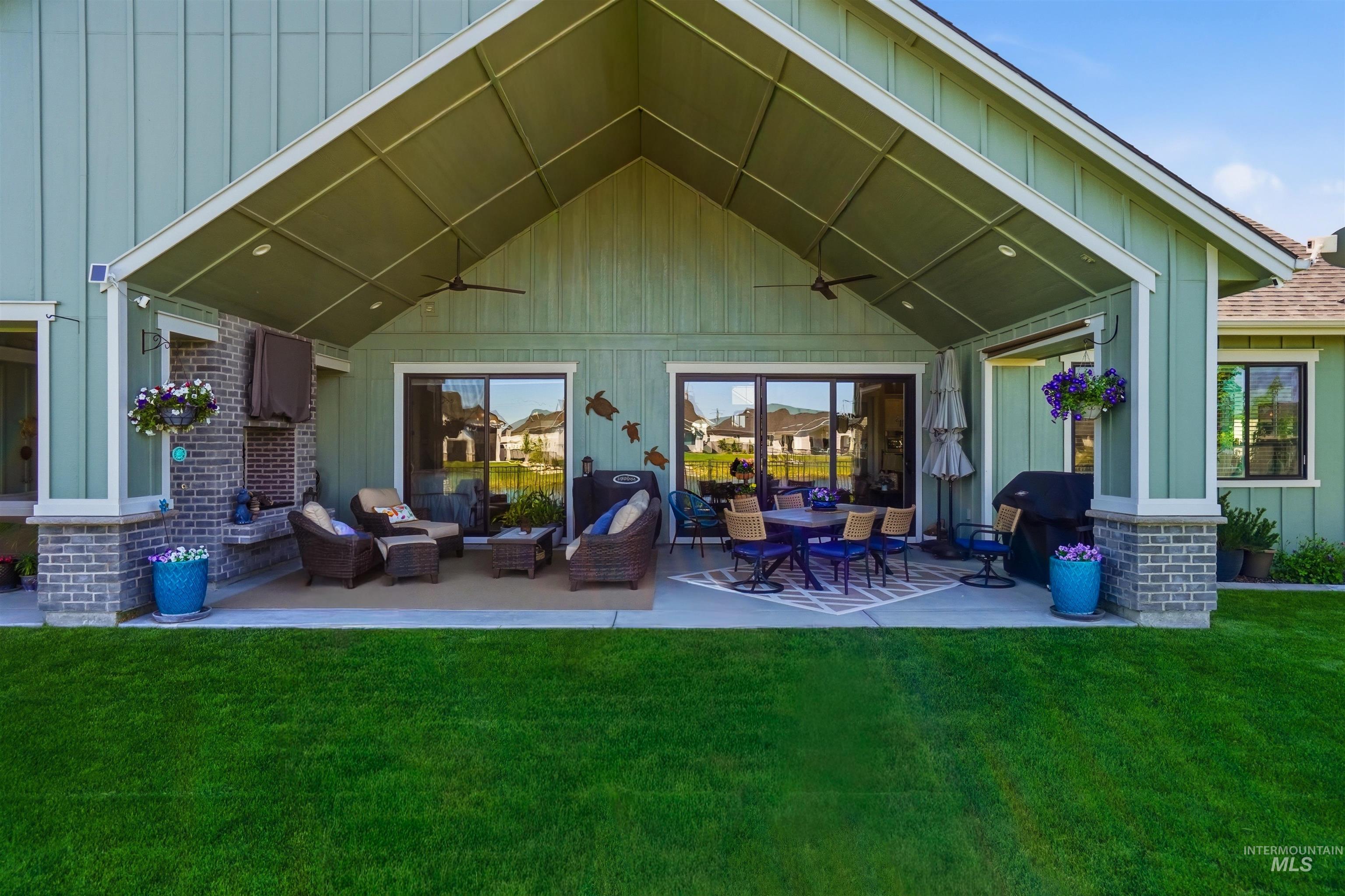 239 S Eagles Roost Way Property Photo 41