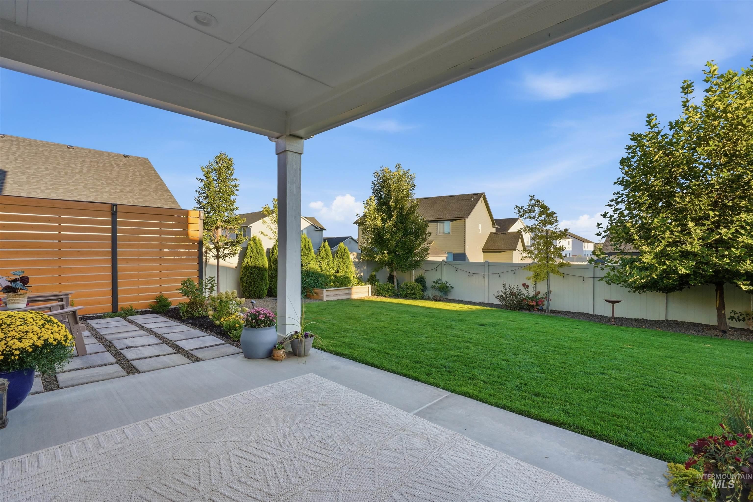 11175 W Soaring Hawk Street Property Photo 1