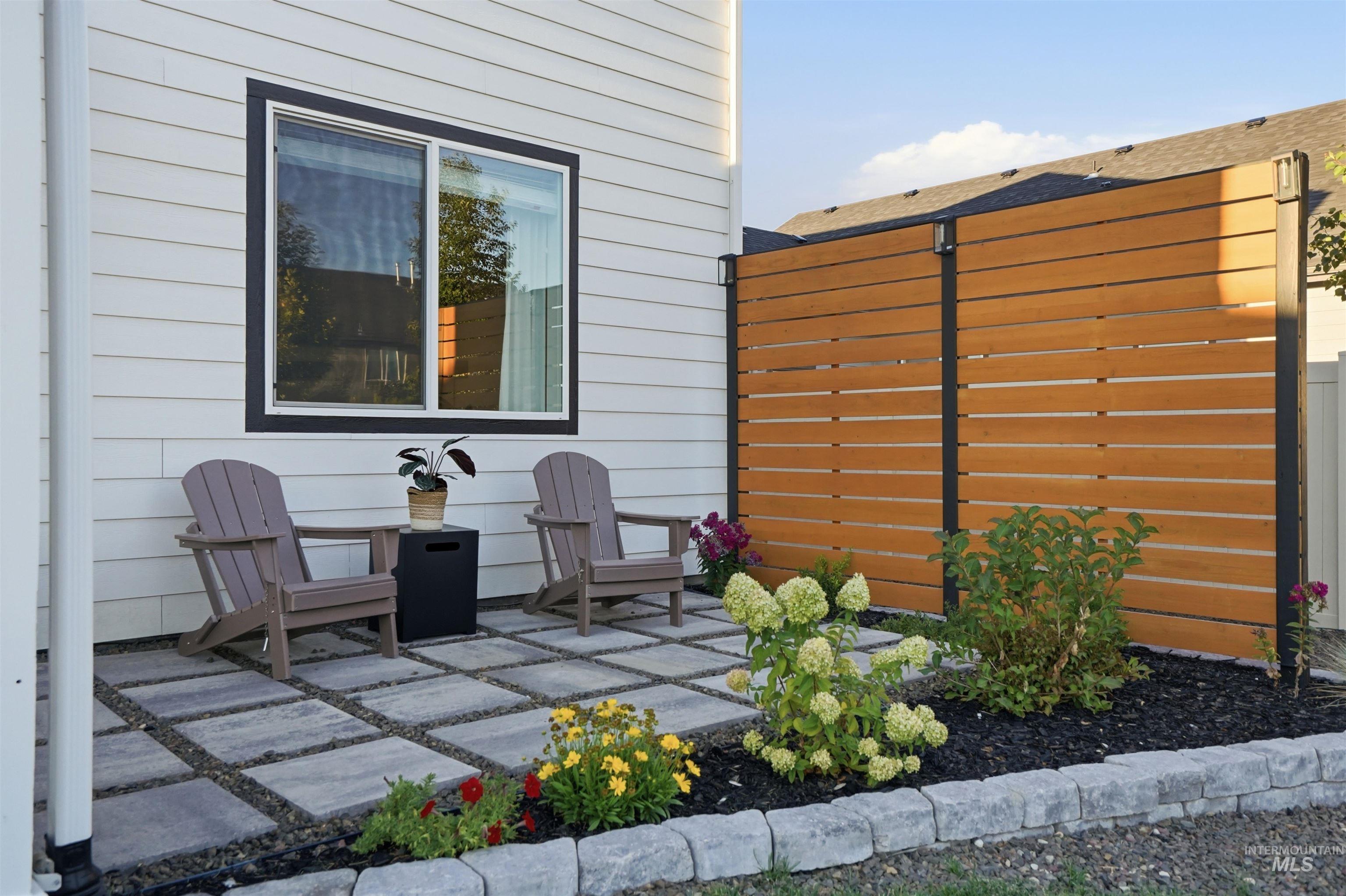 11175 W Soaring Hawk Street Property Photo 6