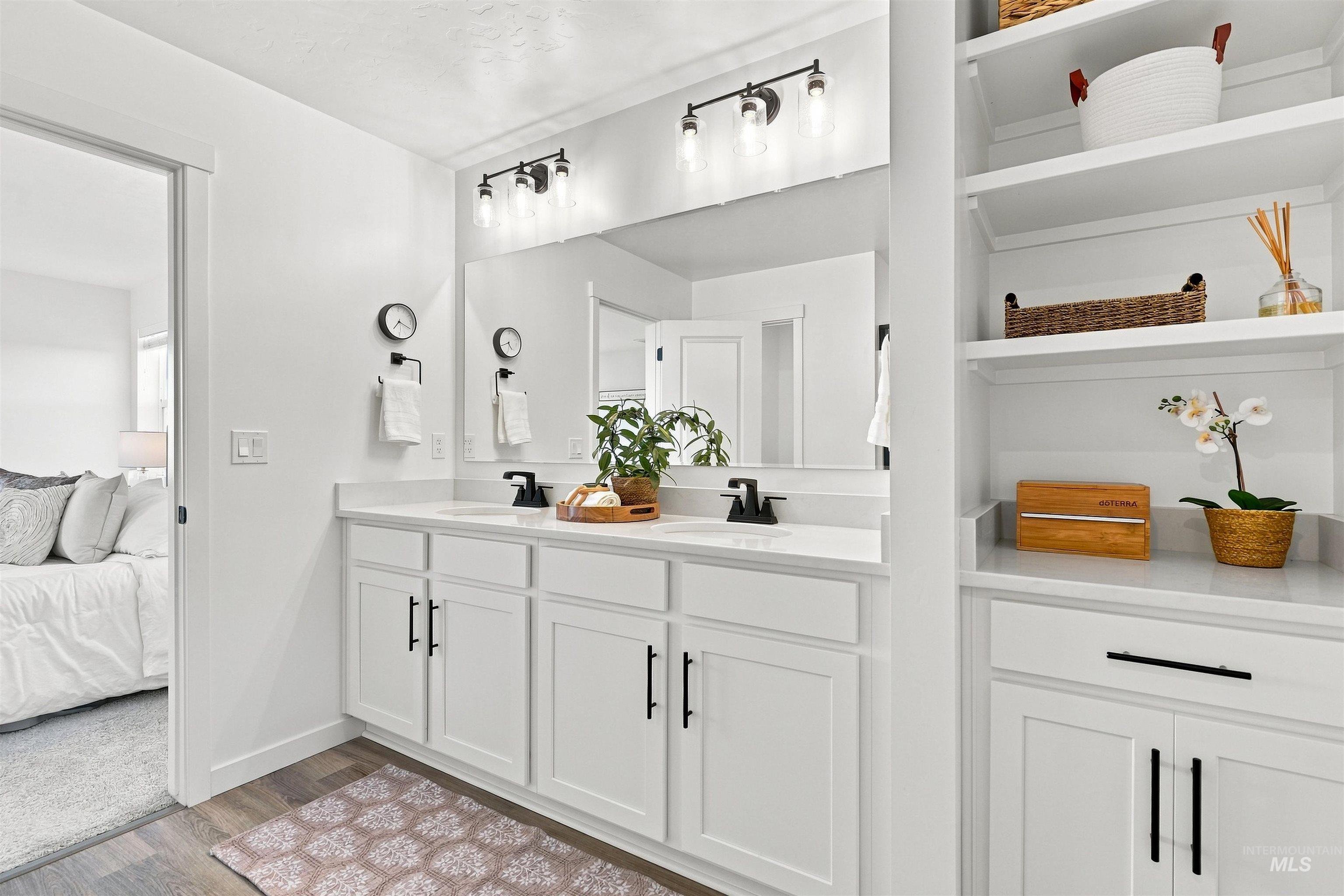 11175 W Soaring Hawk Street Property Photo 8