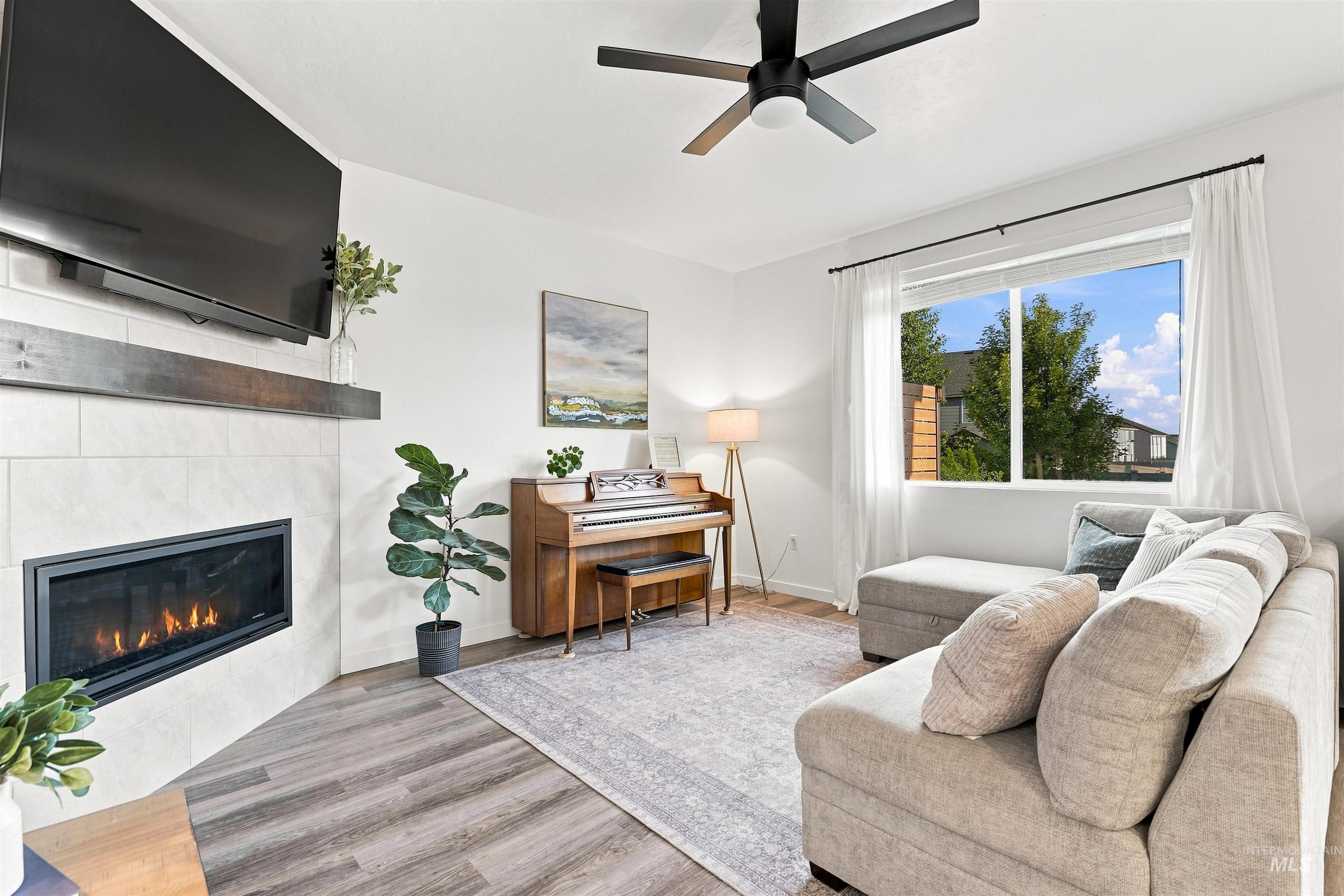 11175 W Soaring Hawk Street Property Photo 18