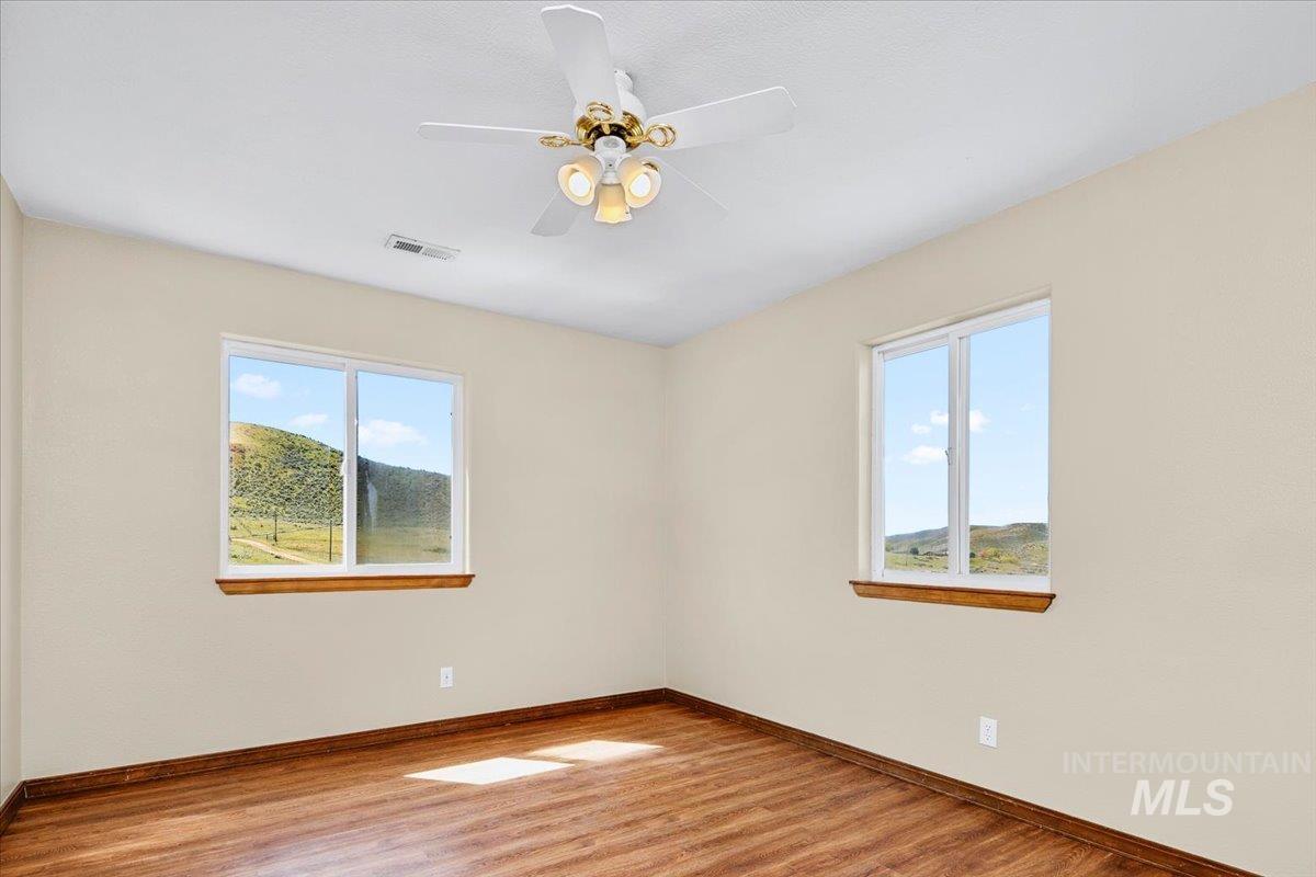 6970 Pearl Rd Property Photo 27