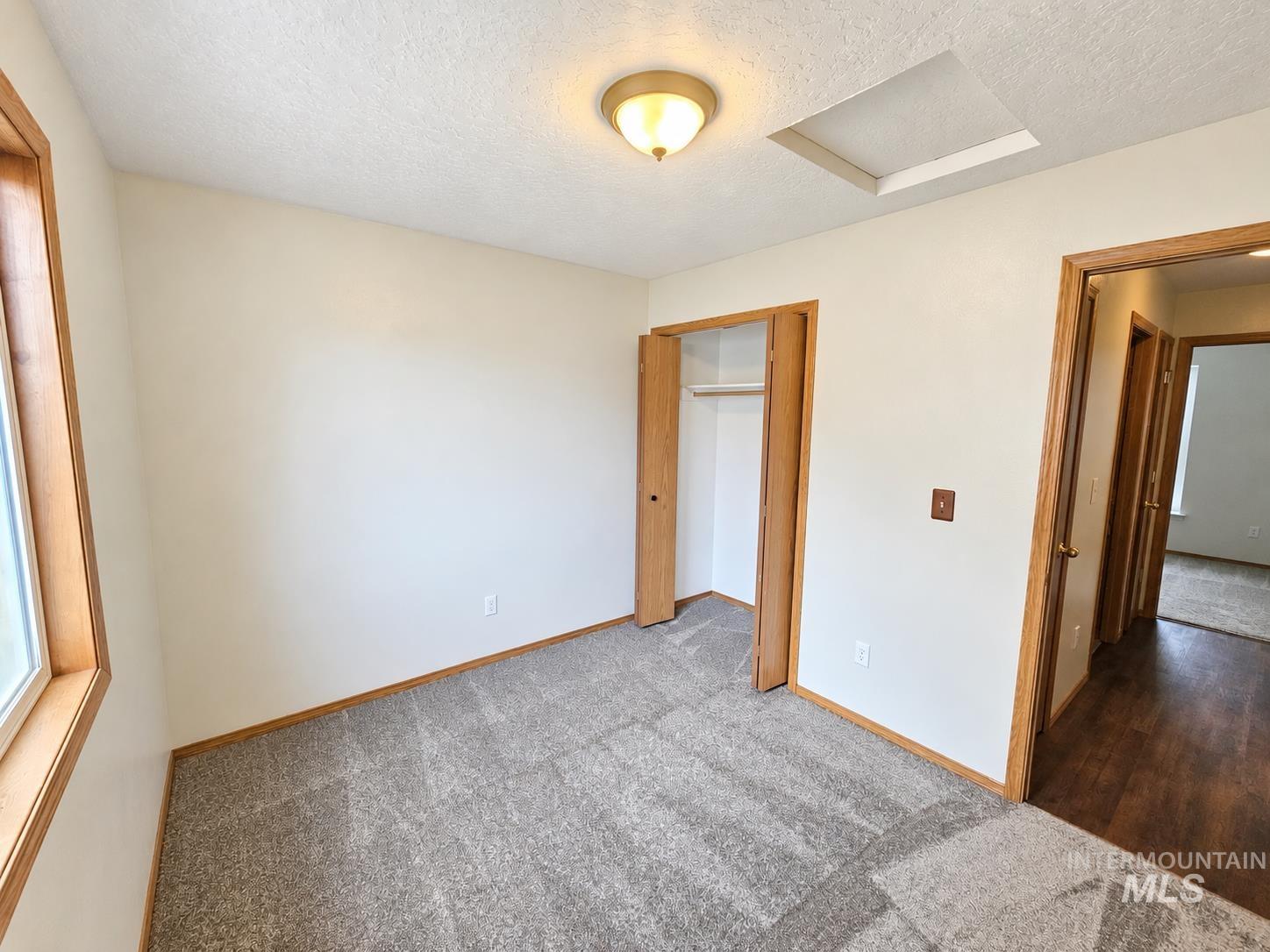 544 Knights Circle Property Photo 17