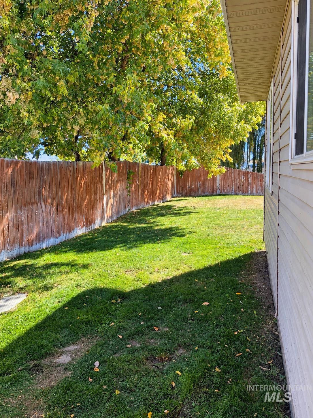 544 Knights Circle Property Photo 21