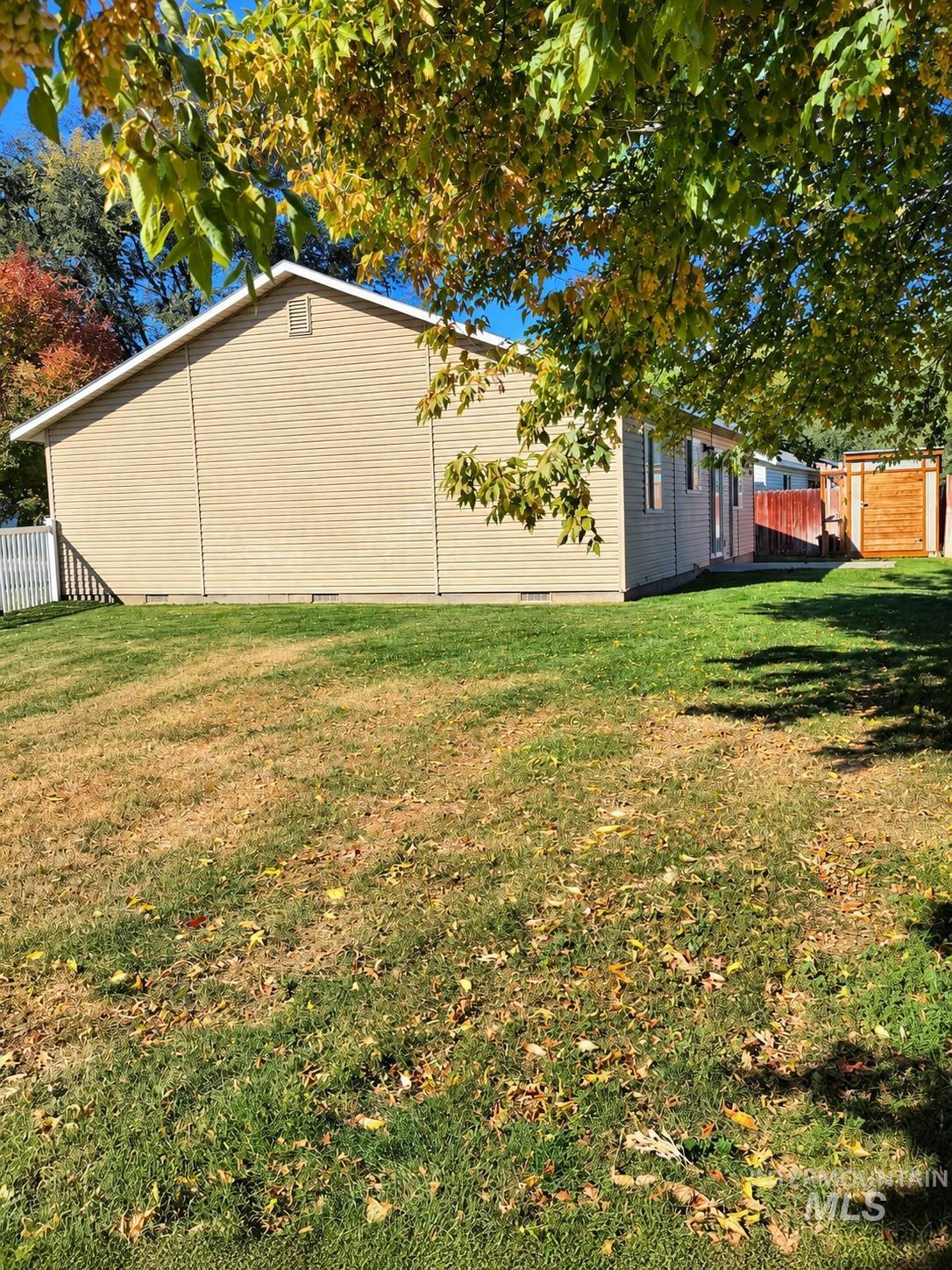 544 Knights Circle Property Photo 22