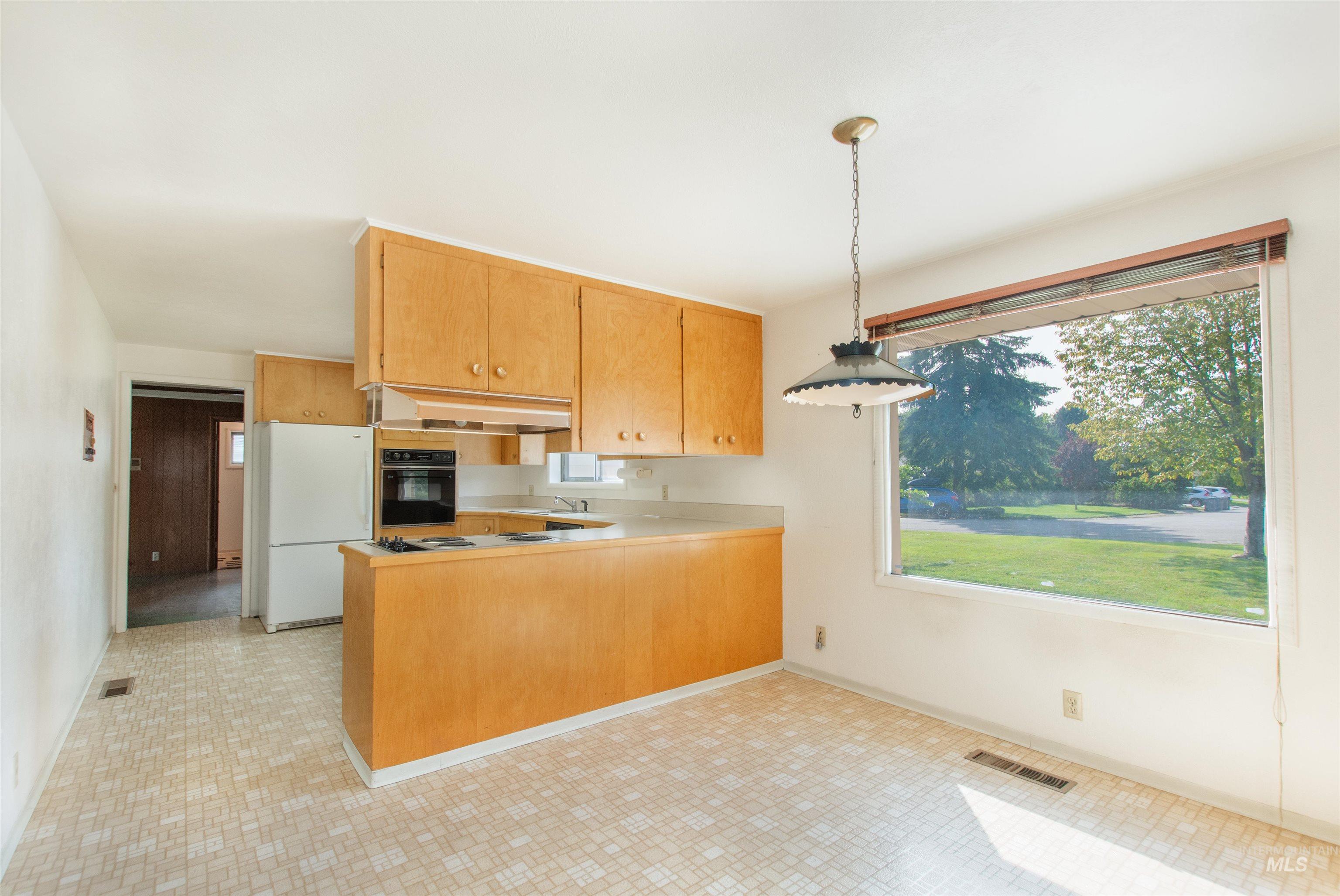 2716 N Redway Road Property Photo 14