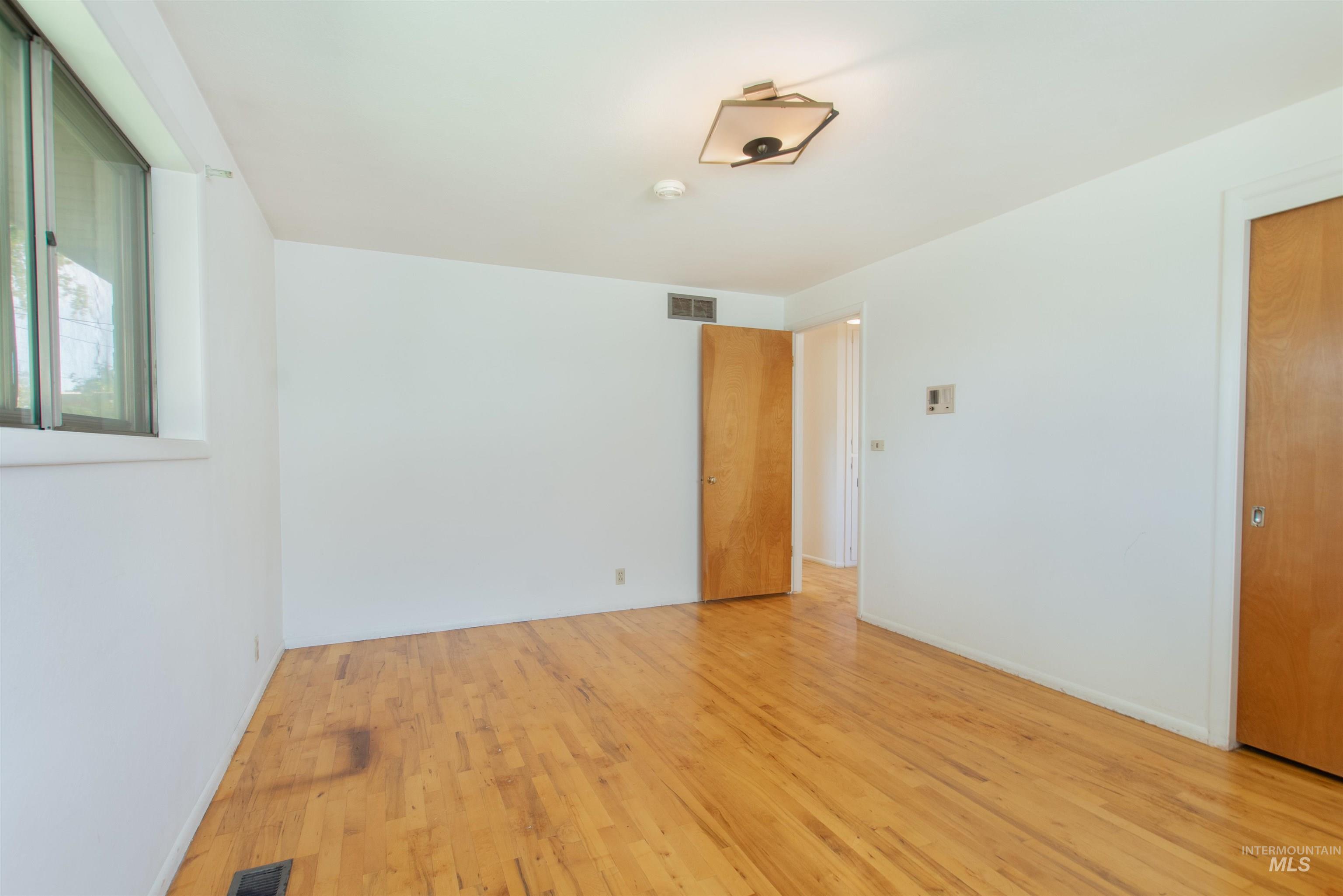 2716 N Redway Road Property Photo 23