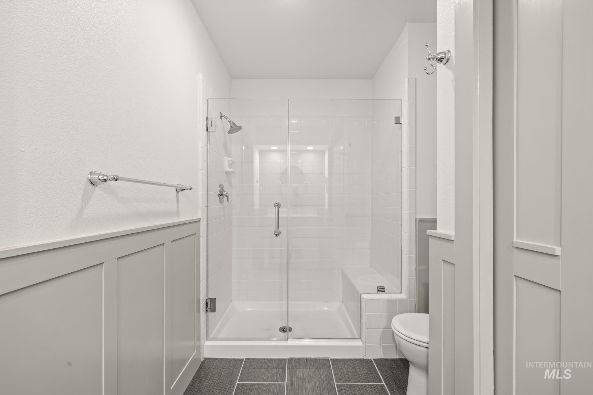 4914 N Point Place Property Photo 24