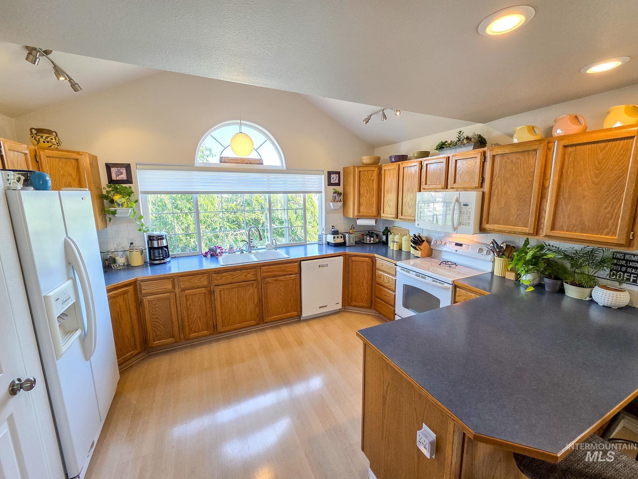 3604 Masters Dr Property Photo 4