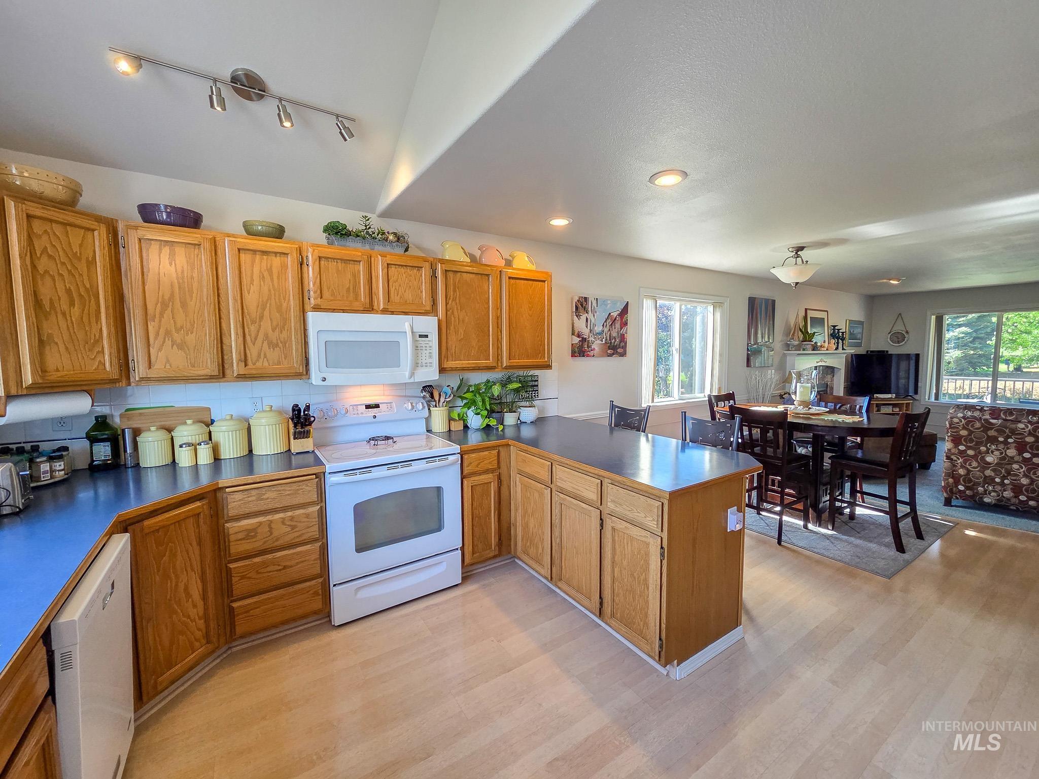 3604 Masters Dr Property Photo 6