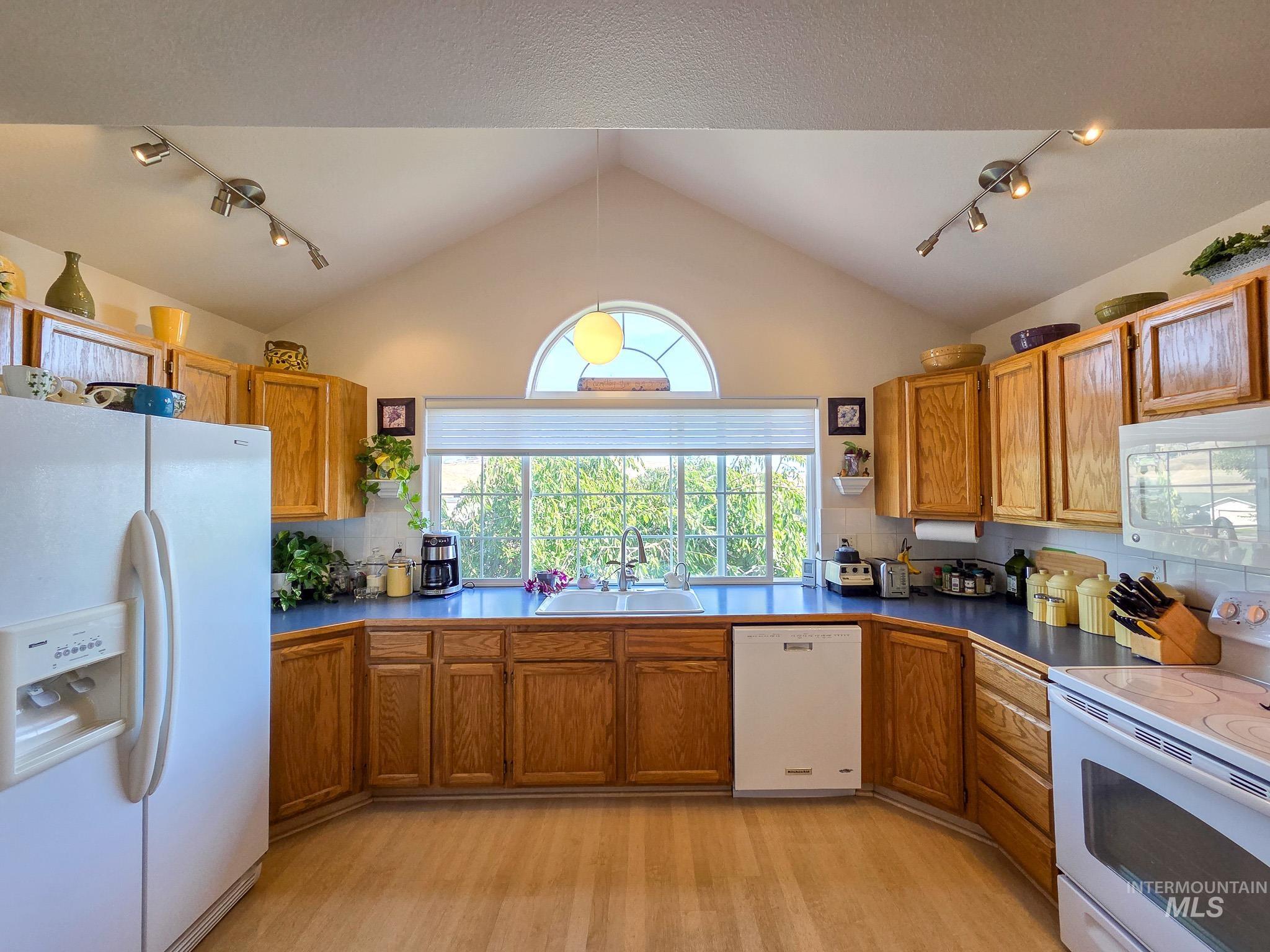 3604 Masters Dr Property Photo 7