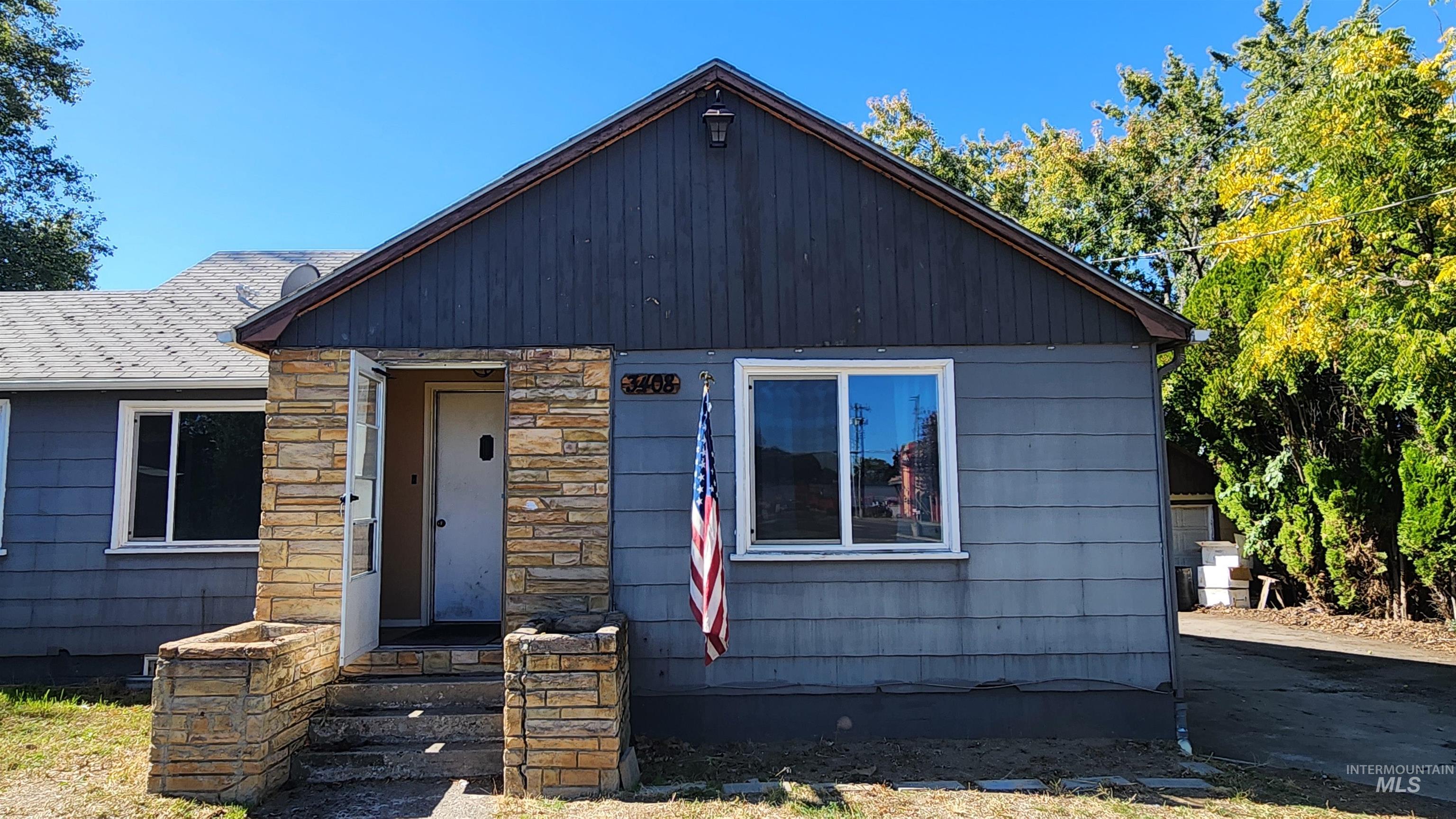 3408 11th Street Property Photo 1