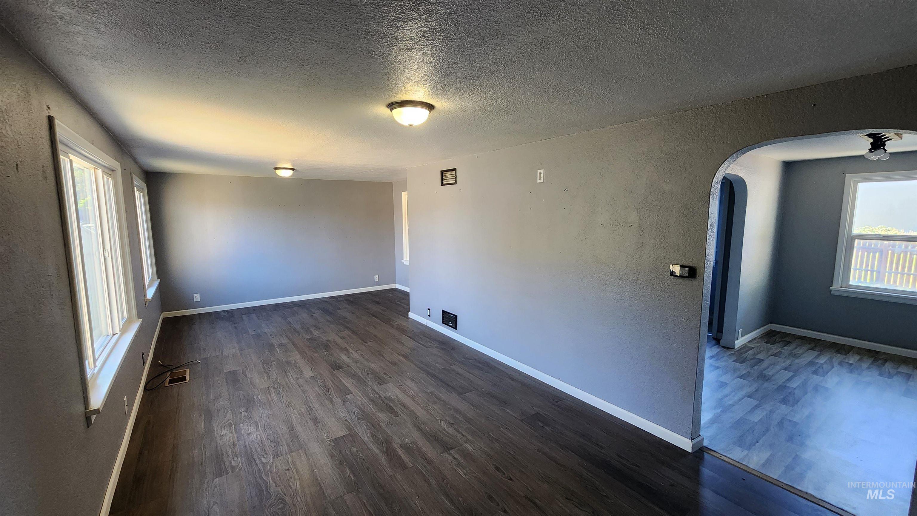 3408 11th Street Property Photo 5