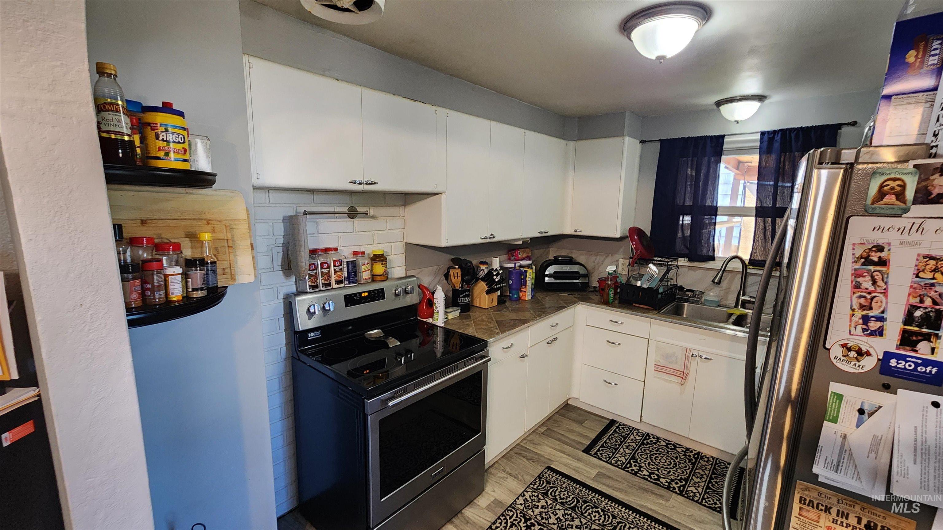 3408 11th Street Property Photo 8