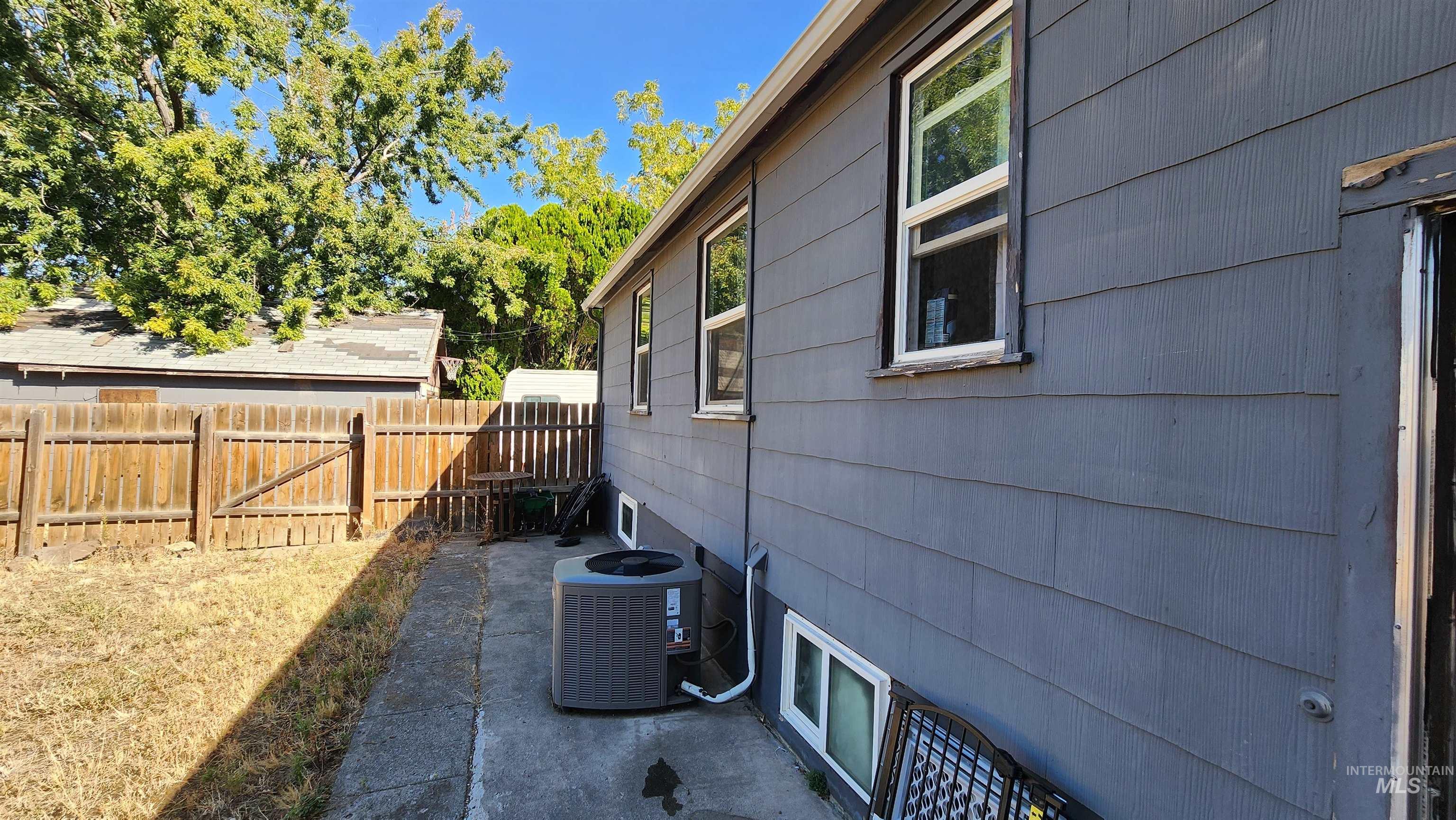 3408 11th Street Property Photo 32