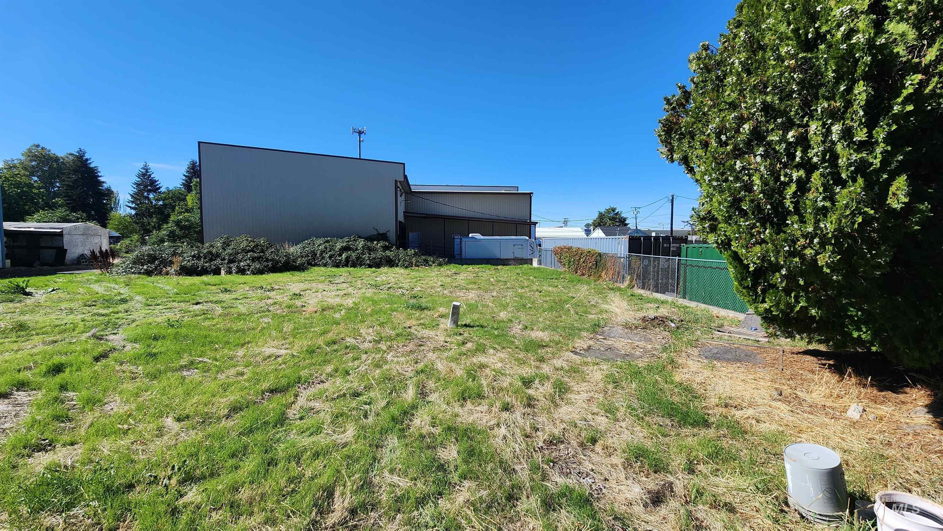 3408 11th Street Property Photo 37