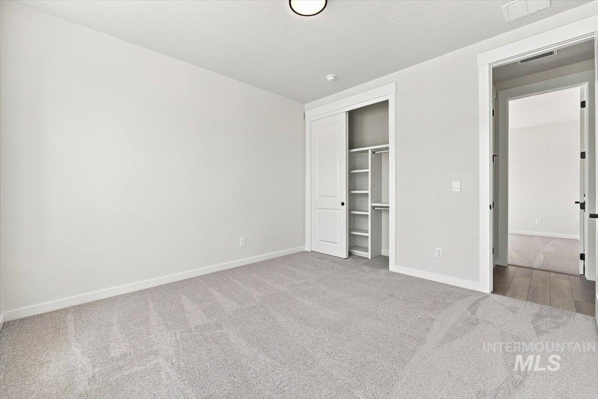 598 W Millstone St Property Photo 17