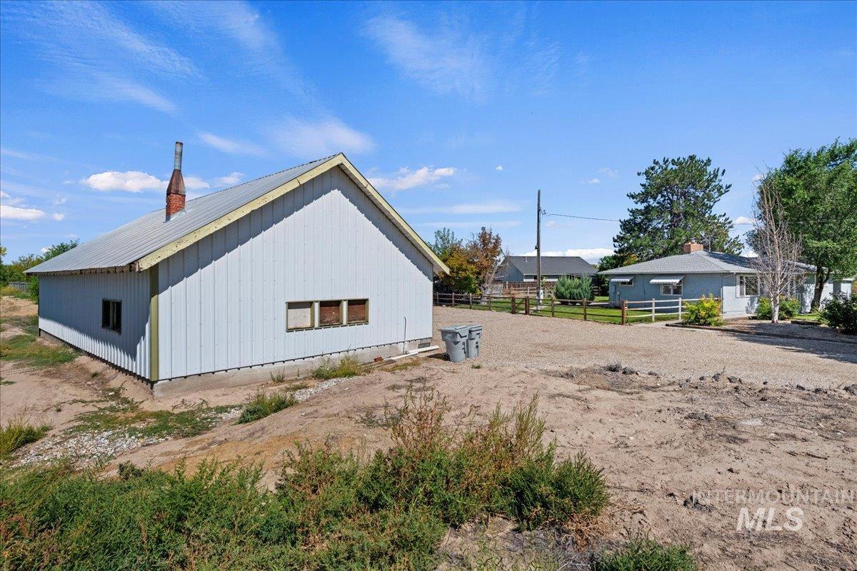 2519 E Homedale Rd Property Photo 26